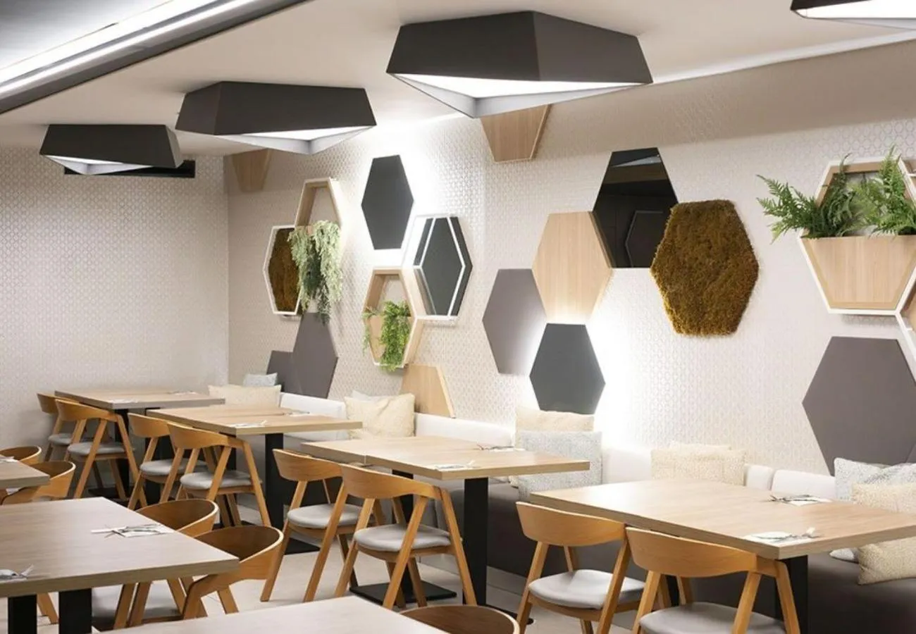 Restaurant/places to eat in MYND Adeje