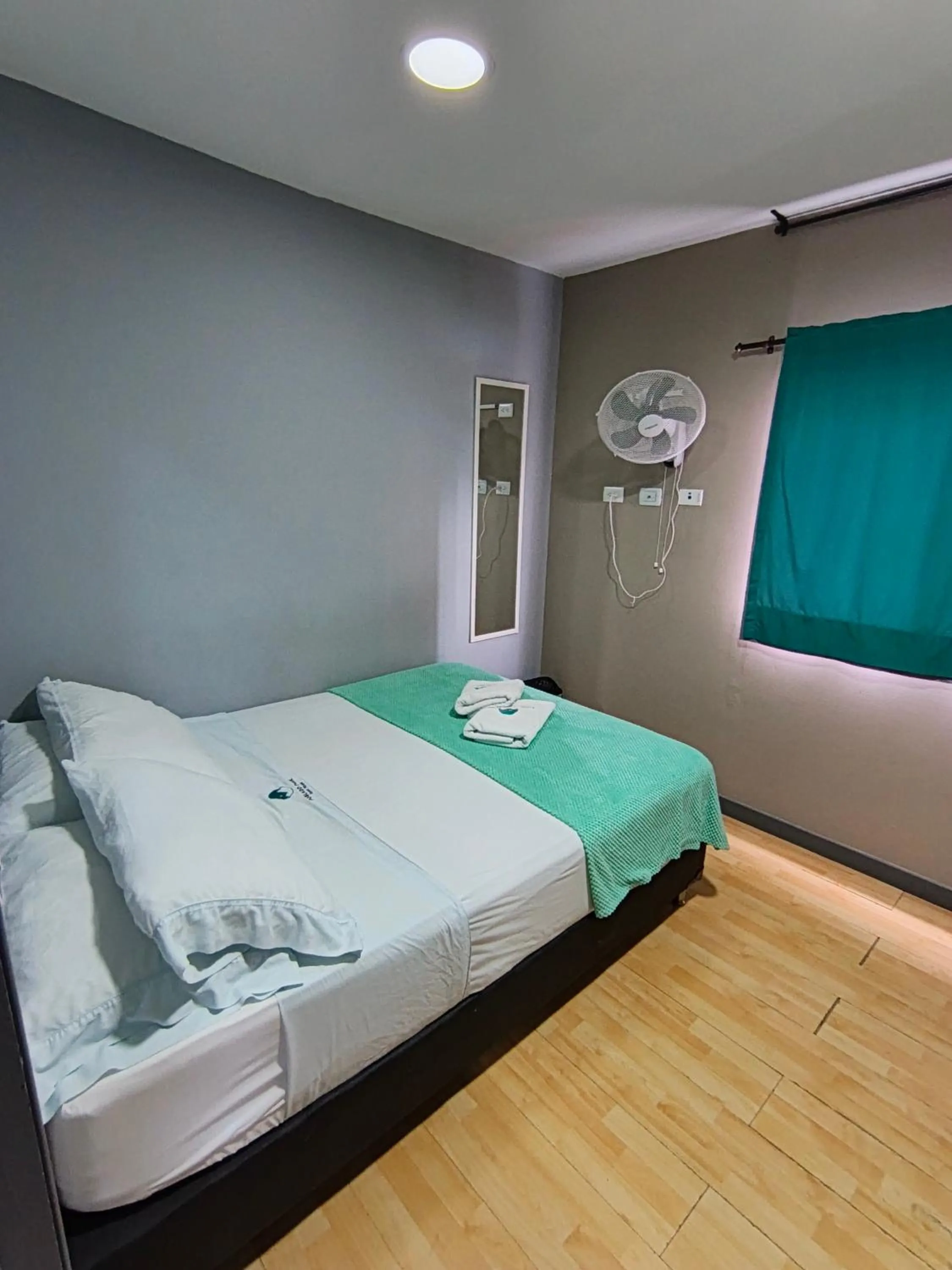 Bedroom, Bed in Poblado Park Guest House