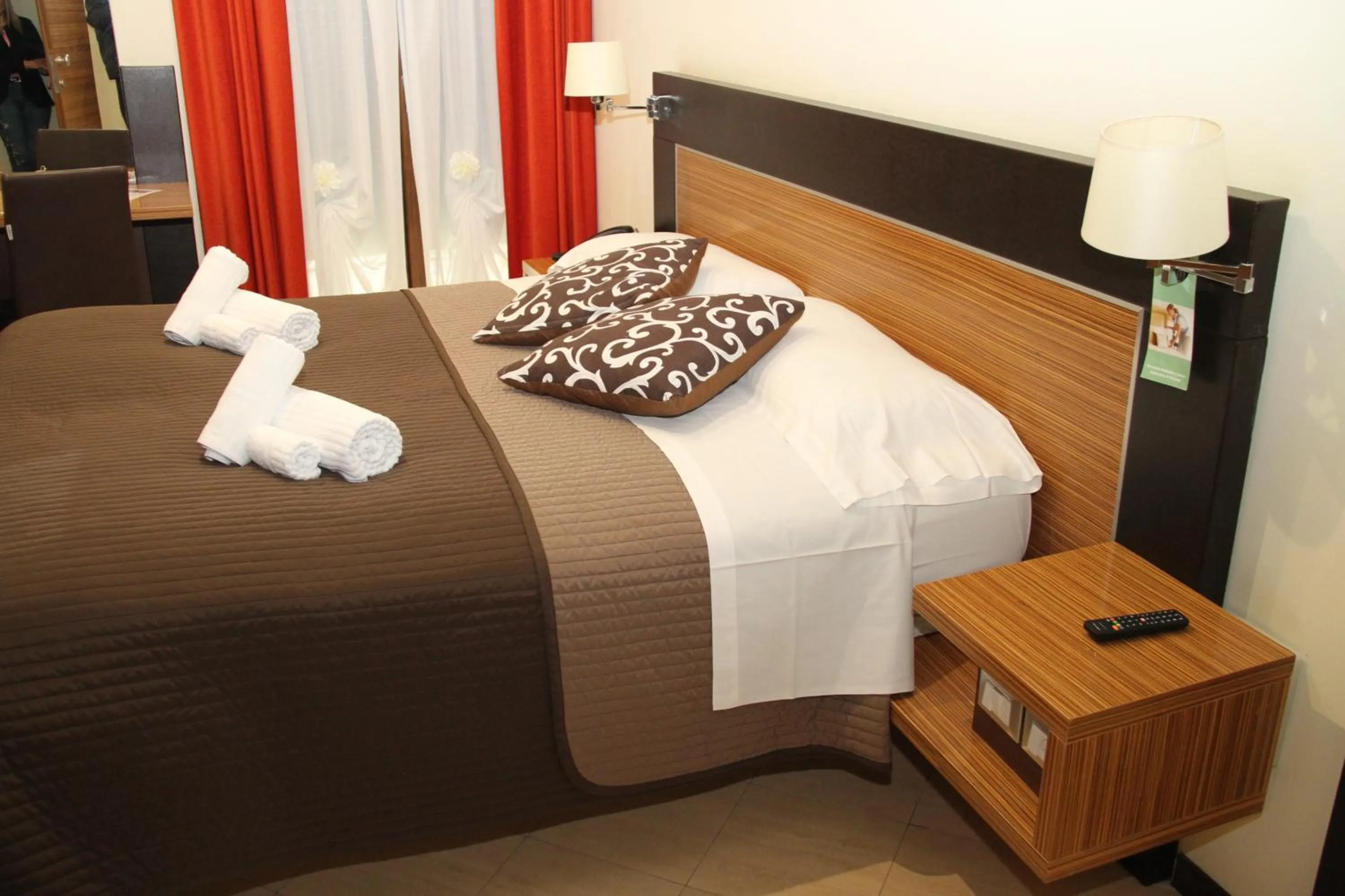 Bed in Villa Adriana Hotel