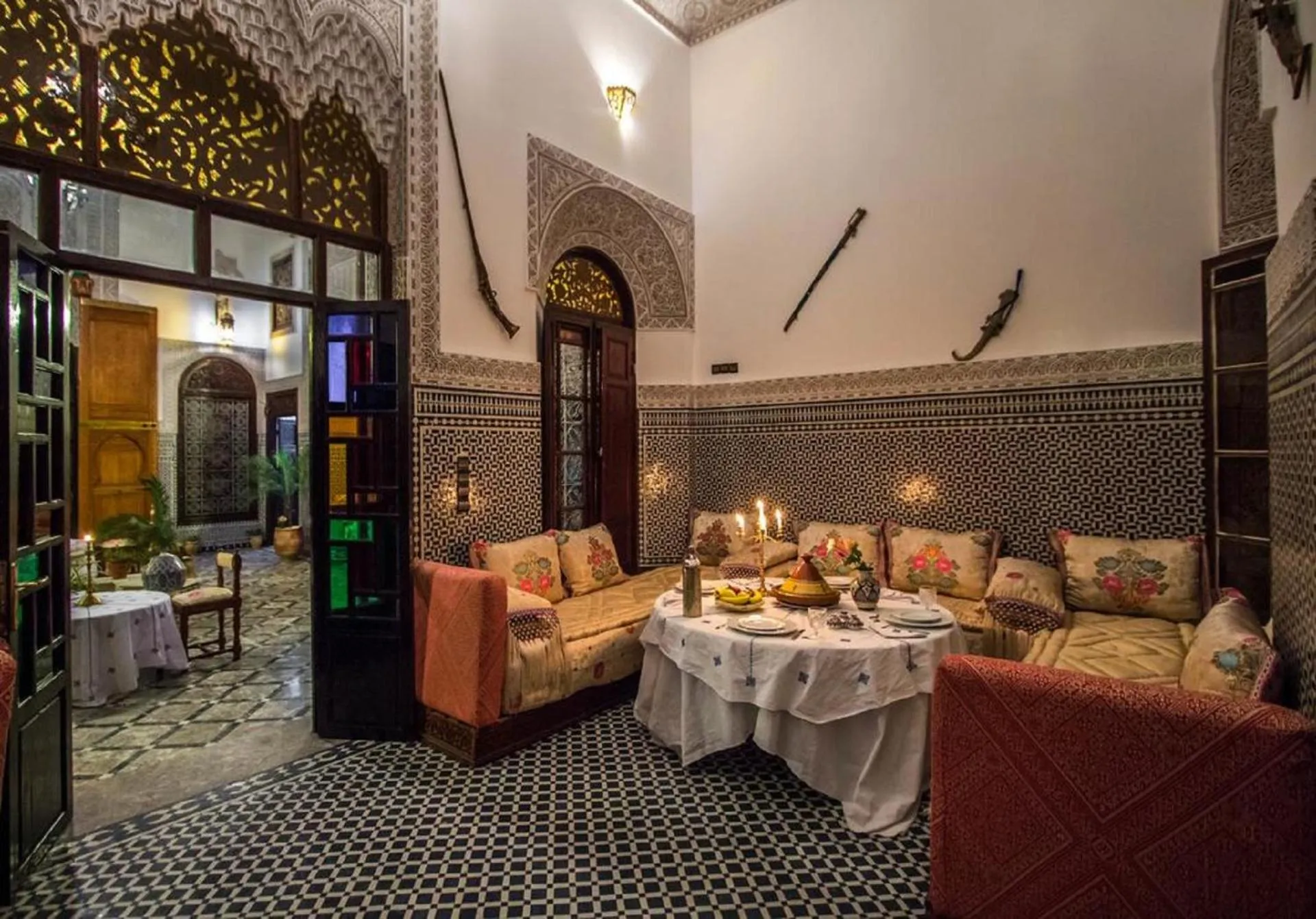 Restaurant/places to eat in Riad Pacha Palace