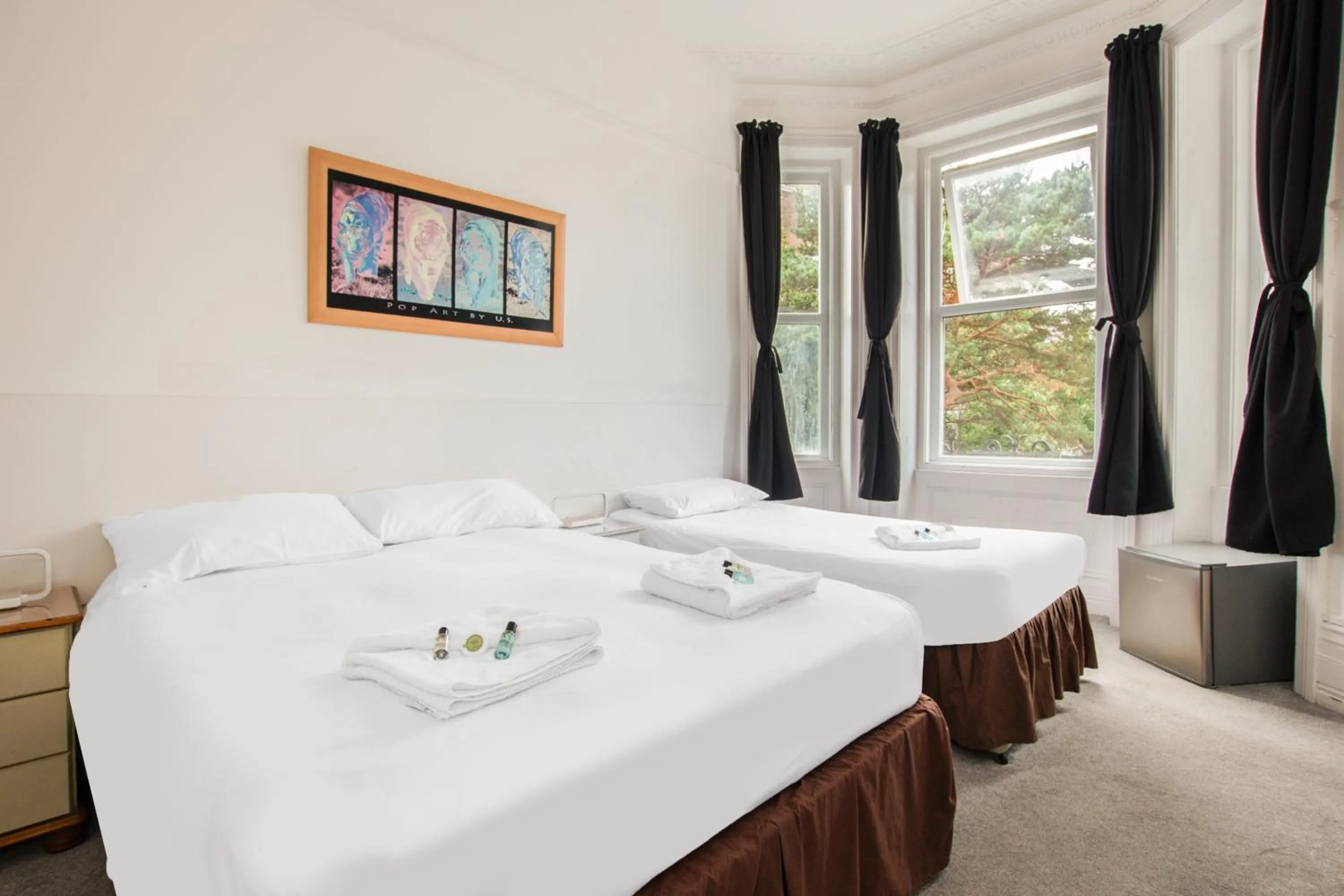 Bedroom, Bed in OYO The Lodge Bournemouth