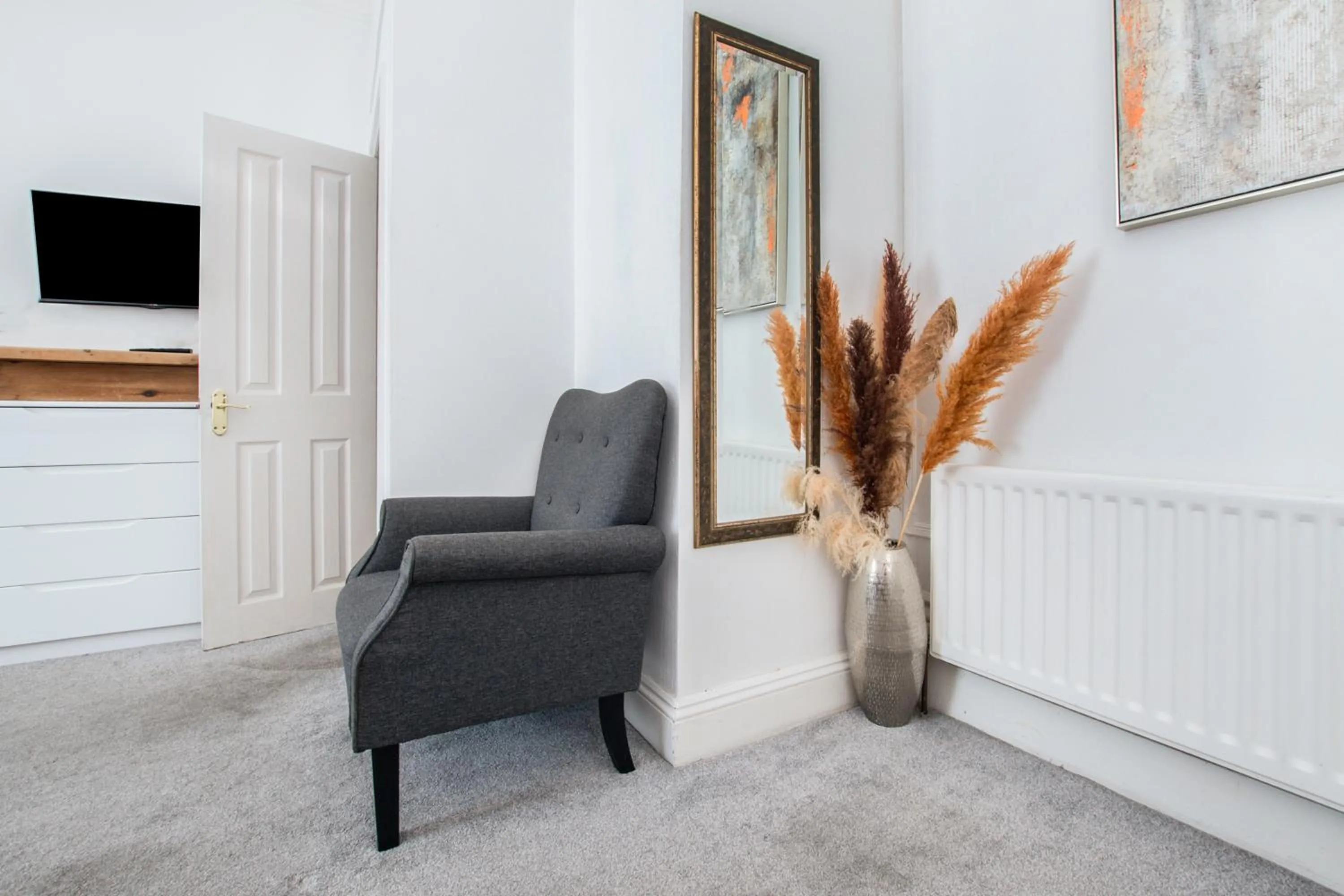 Lobby or reception in OYO The Lodge Bournemouth