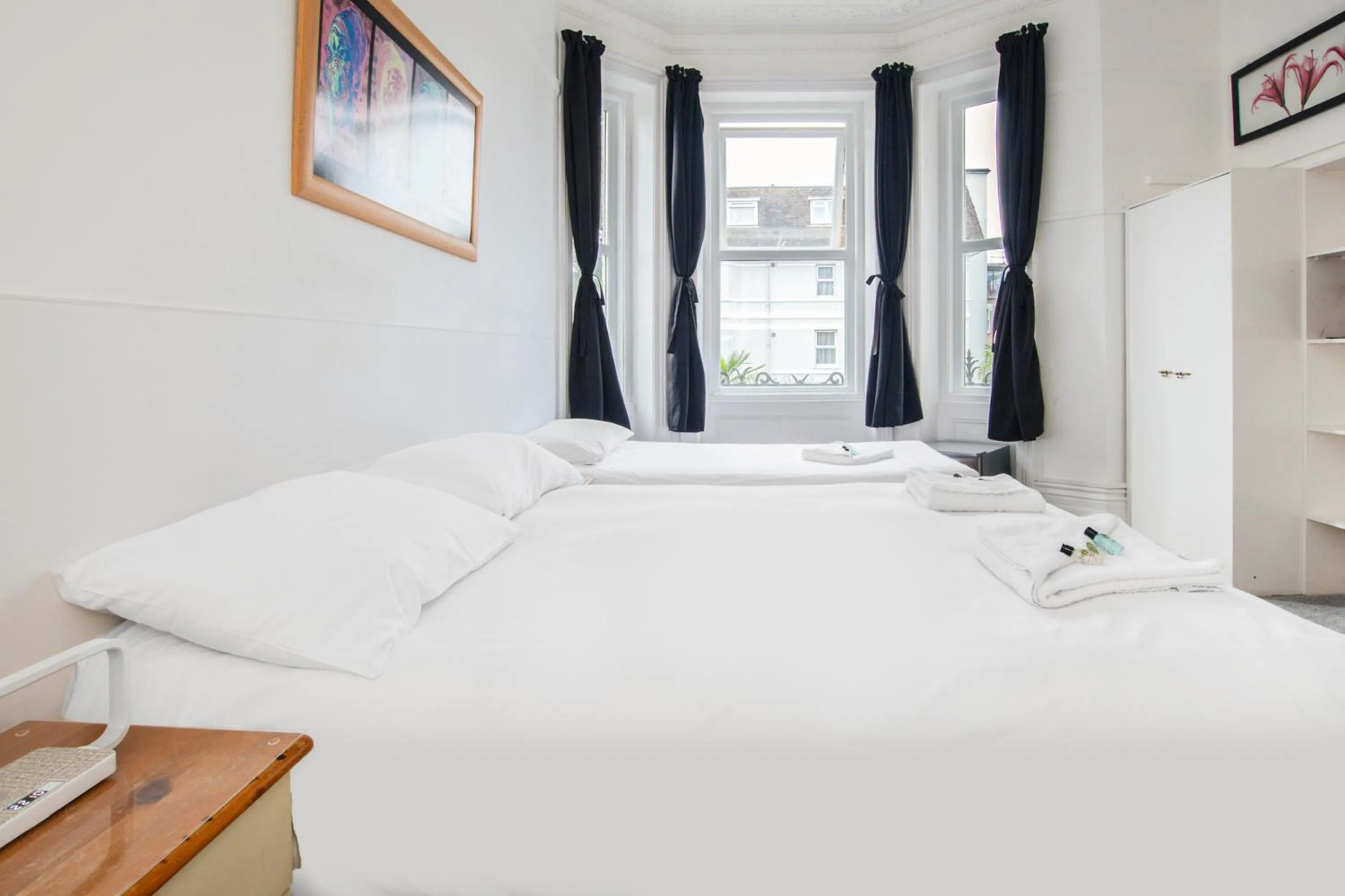 Bedroom, Bed in OYO The Lodge Bournemouth