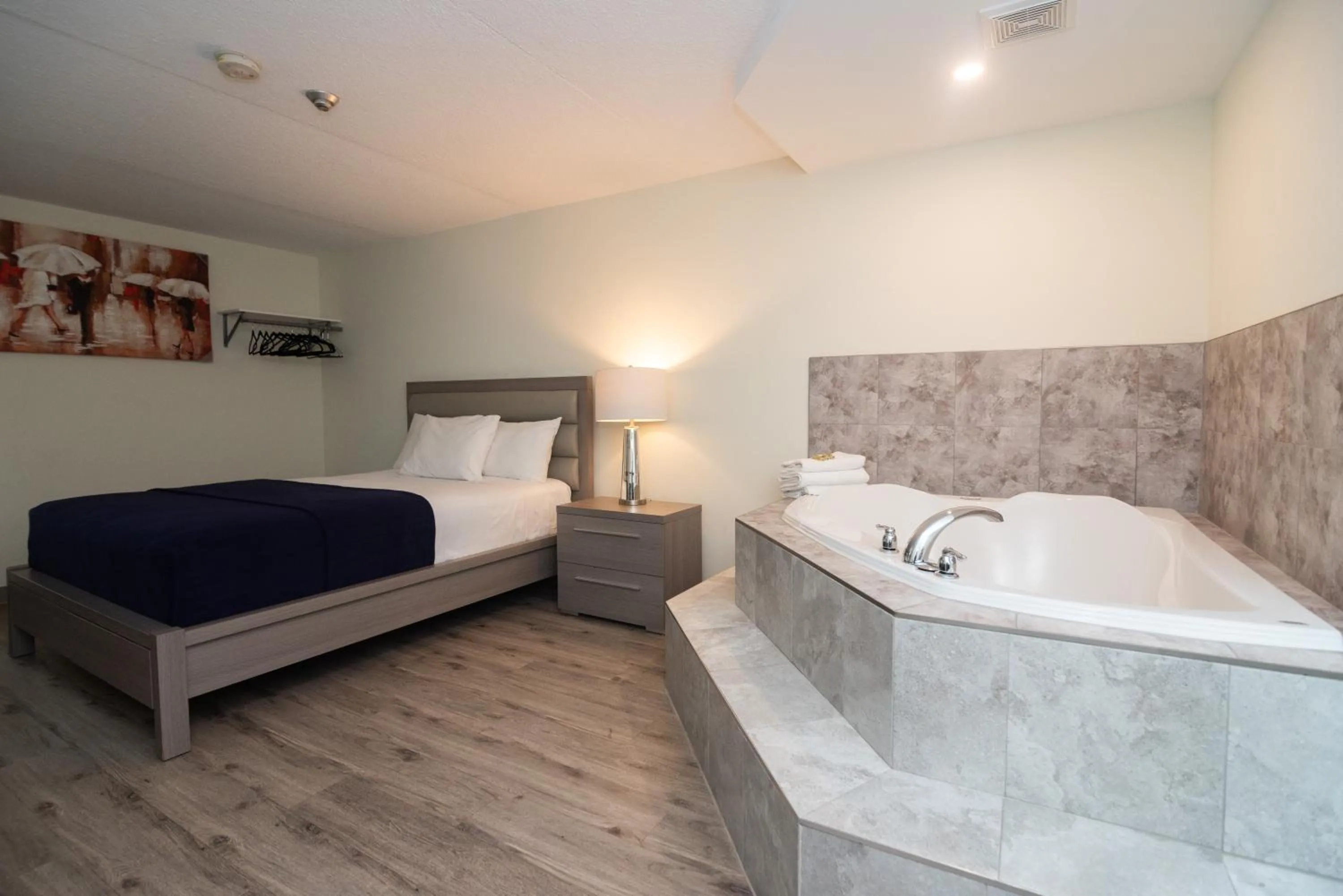 View (from property/room), Bed in Diplomat Inn