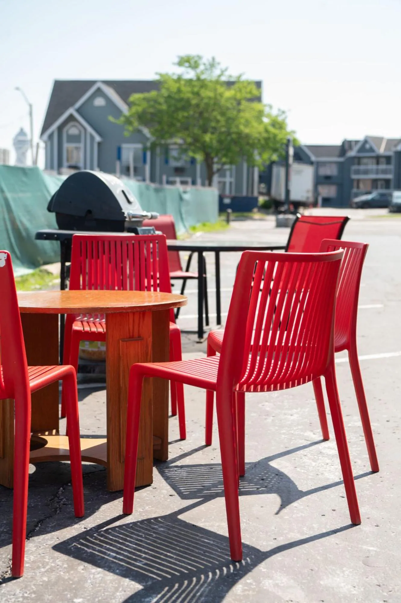 Patio in Diplomat Inn