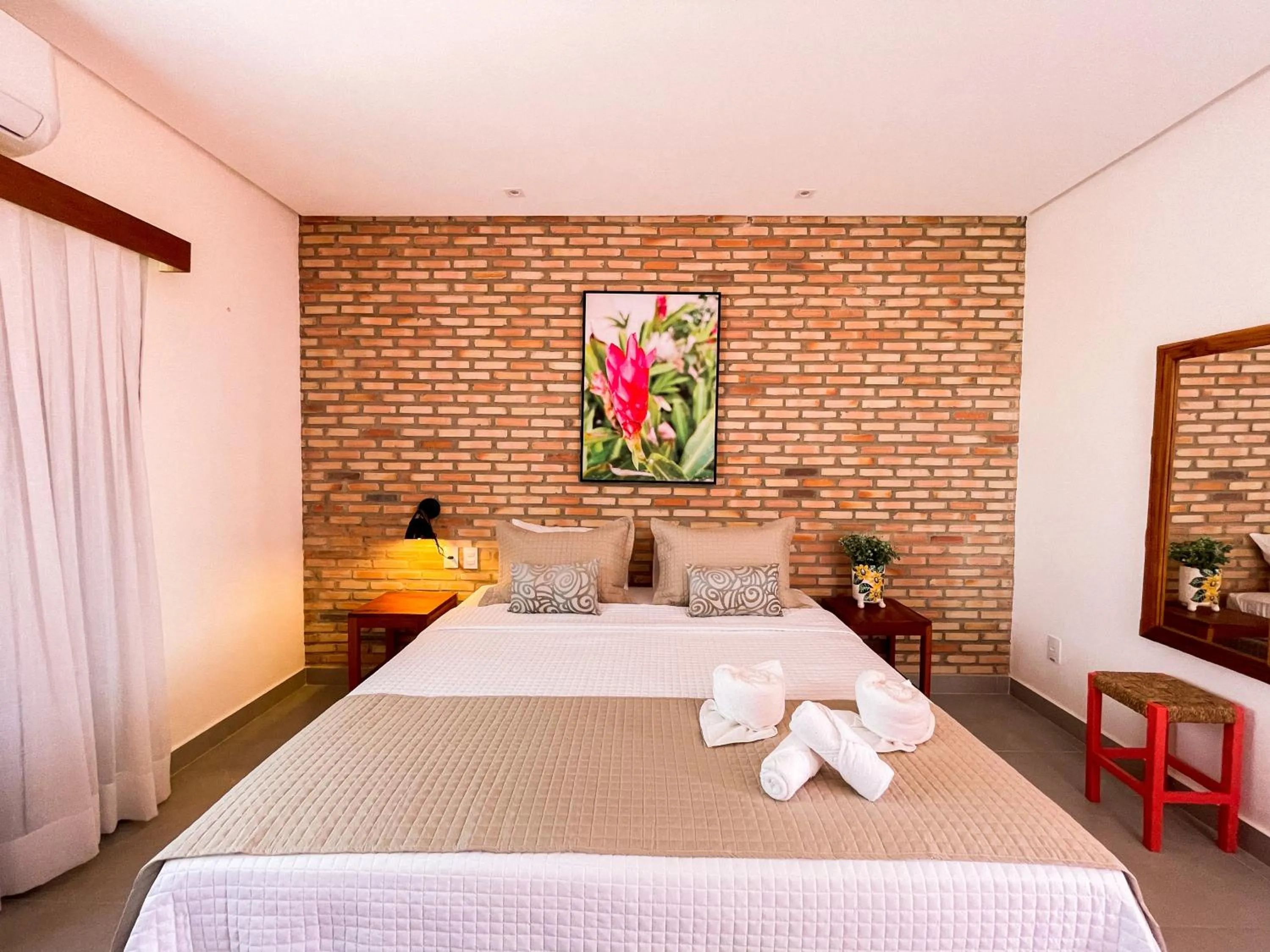 Bedroom, Bed in Pousada das Flores