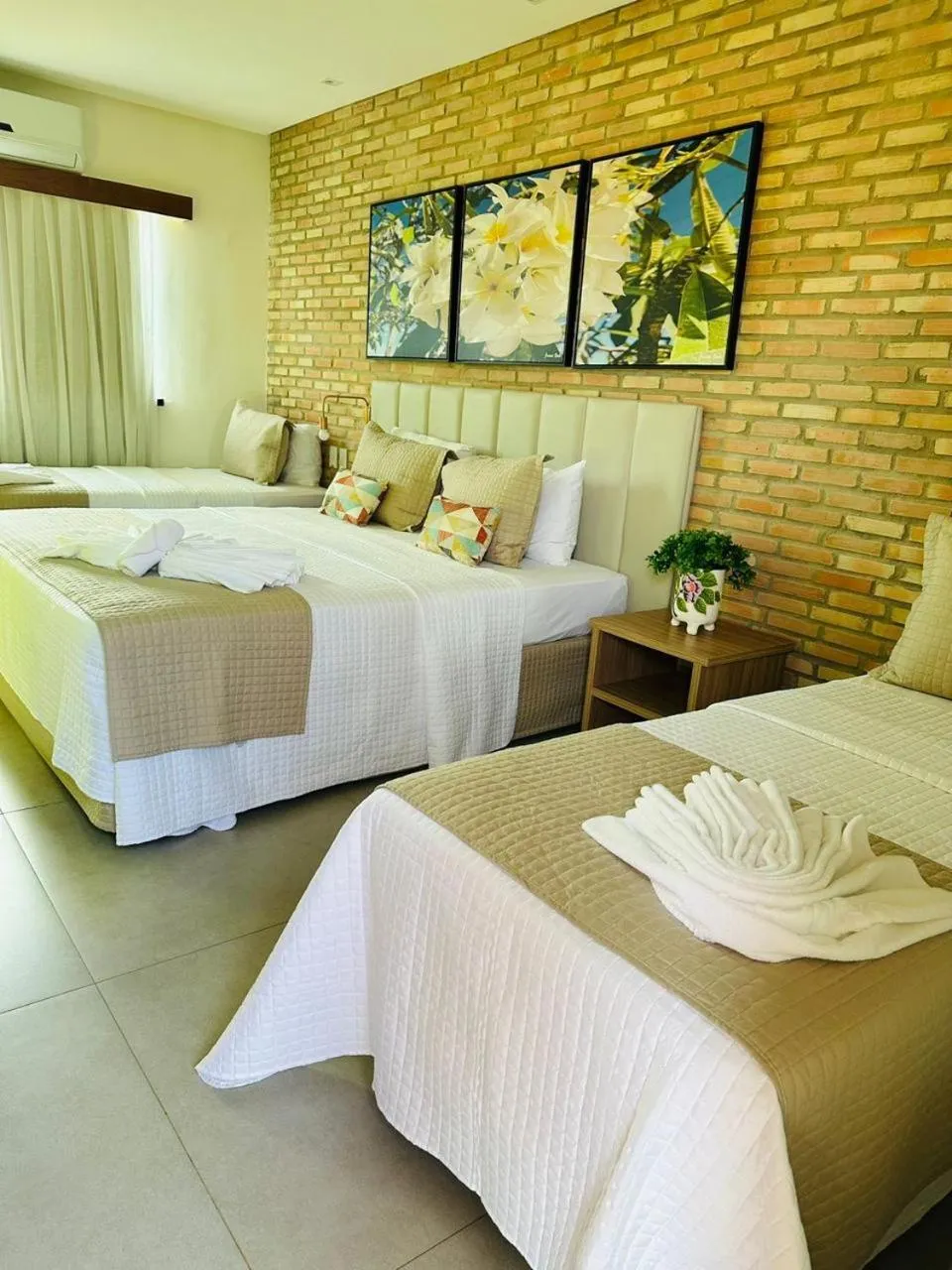 Bed in Pousada das Flores