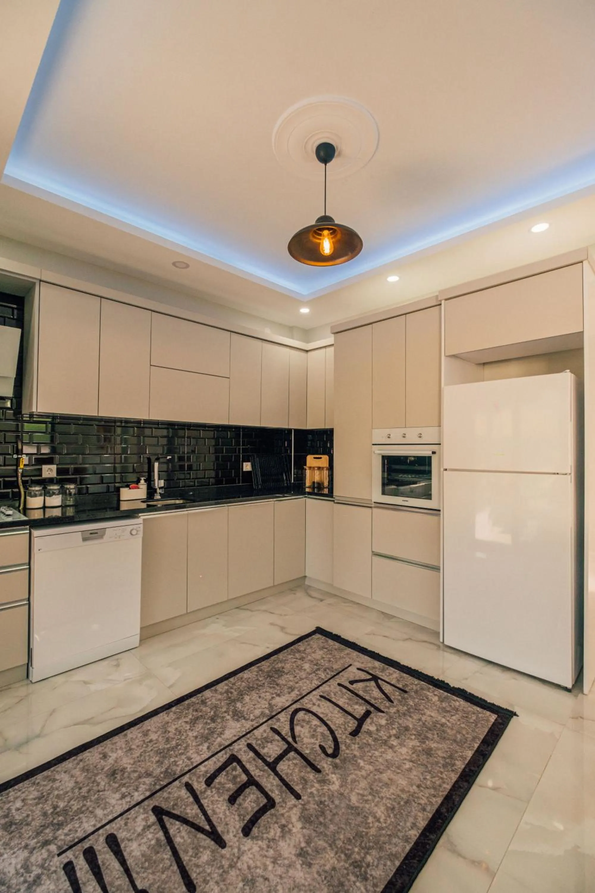 Villa with Private Pool in Sapancaminihouse