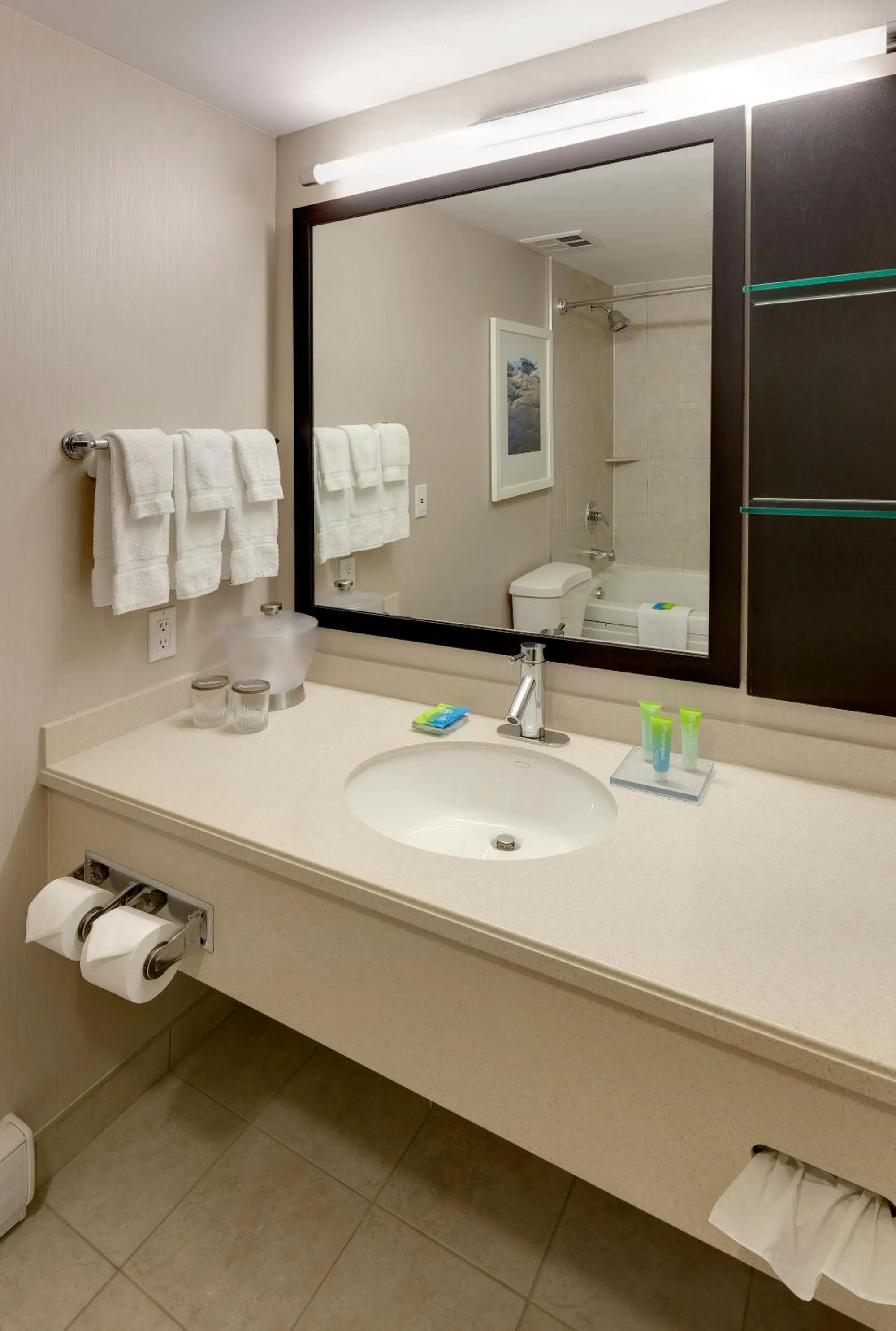 Bathroom in Niagara Fallsview Hotel & Suites