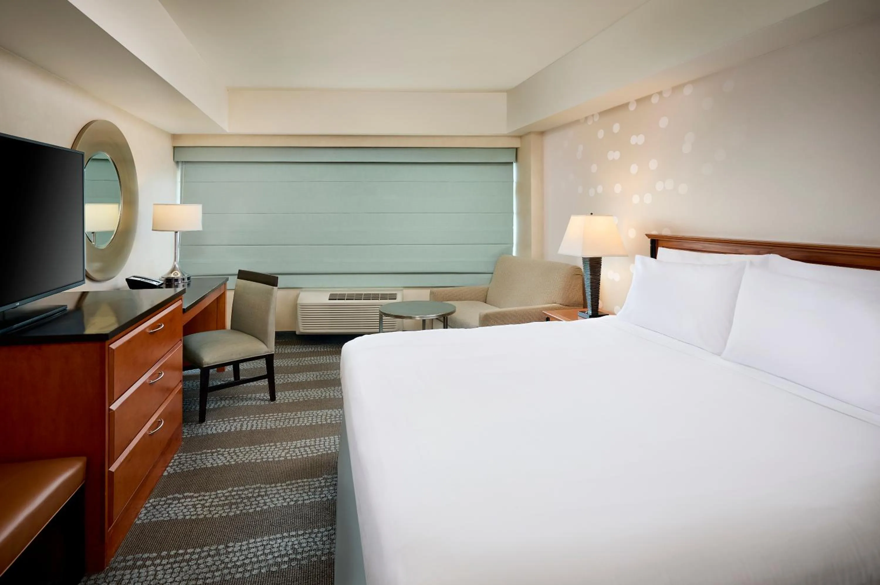 Bedroom, Bed in Niagara Fallsview Hotel & Suites