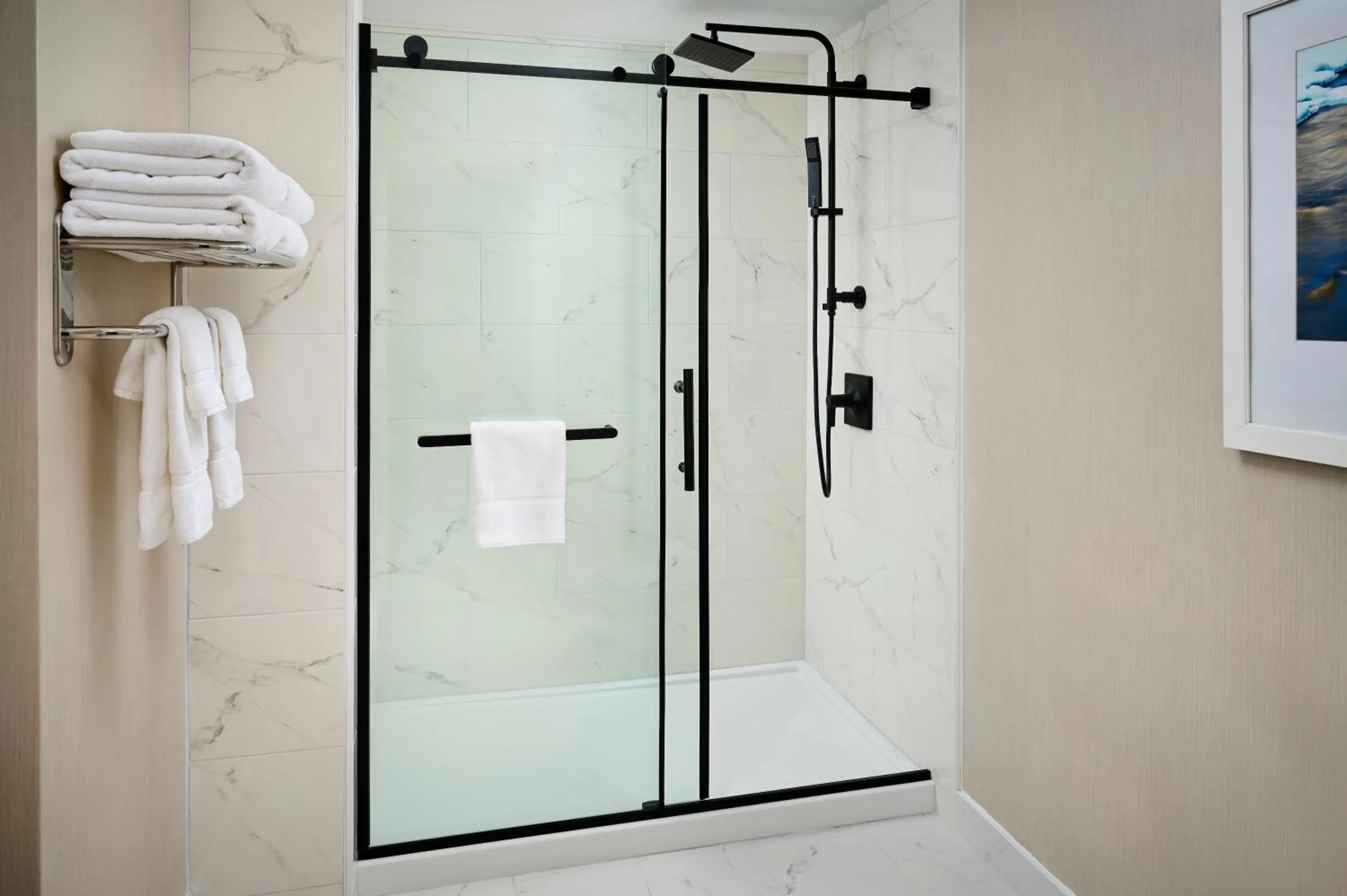 Shower in Niagara Fallsview Hotel & Suites