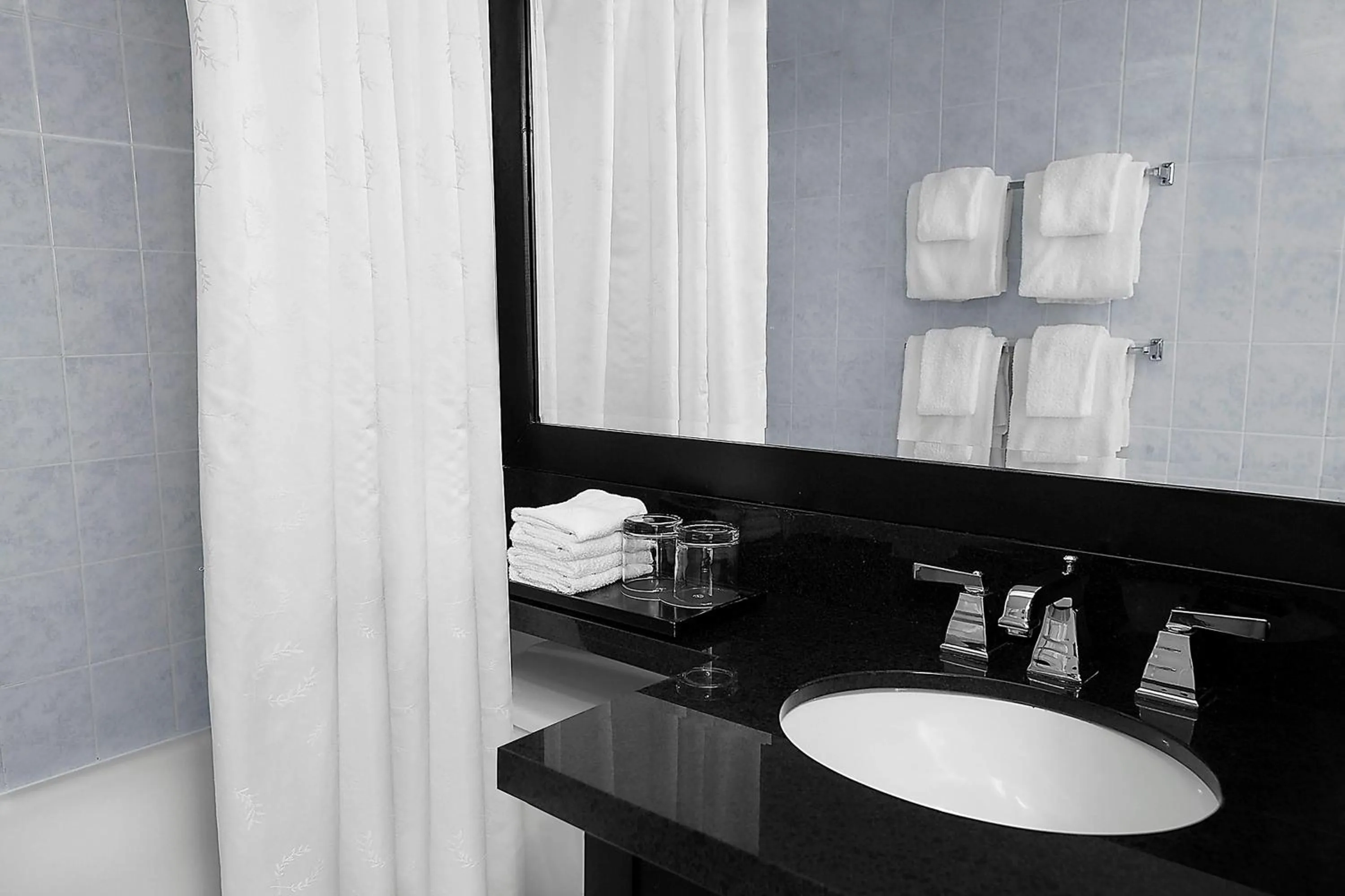 Bathroom in Sheraton Fallsview Hotel