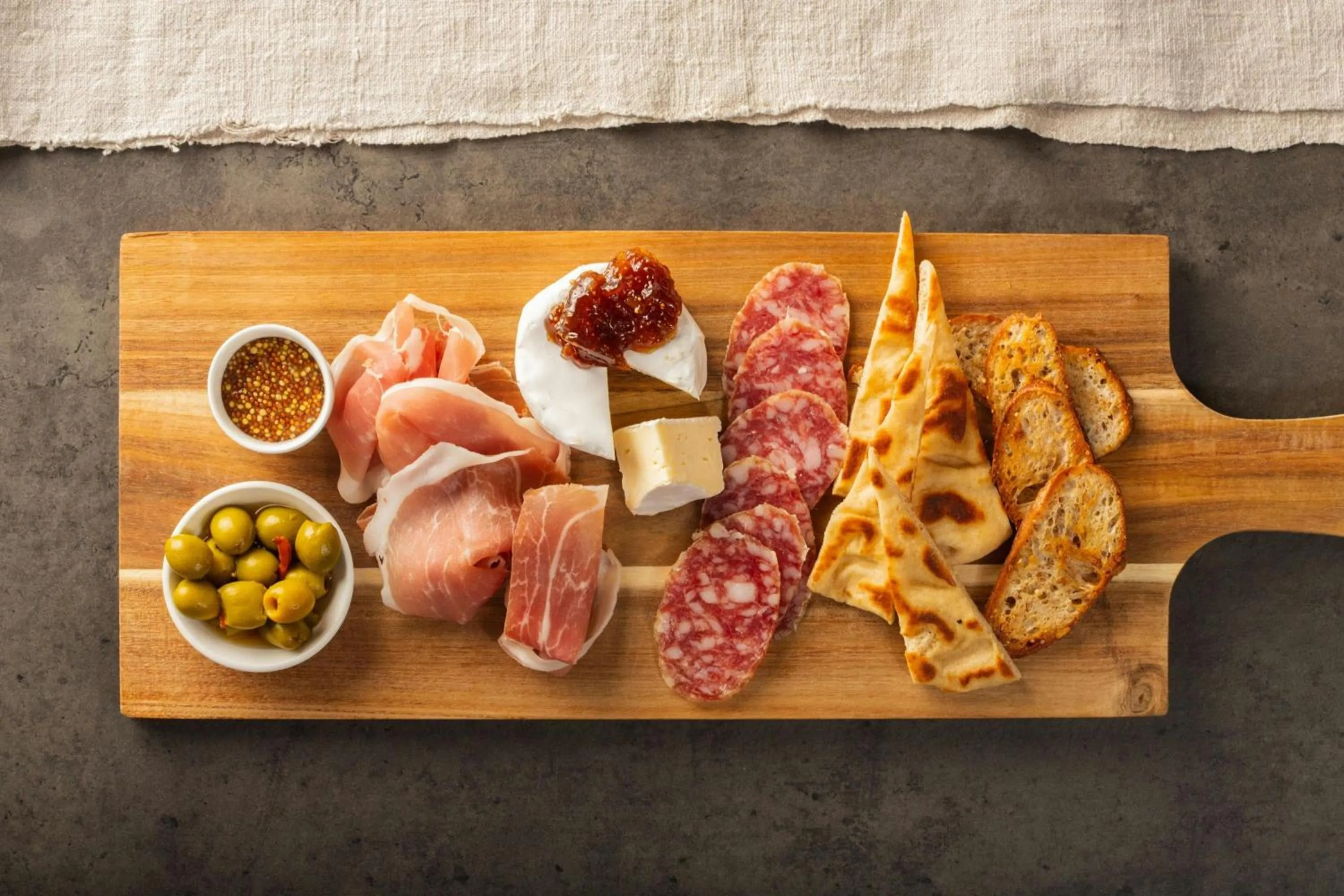 Restaurant/places to eat in Sheraton Parkway Toronto North Hotel & Suites