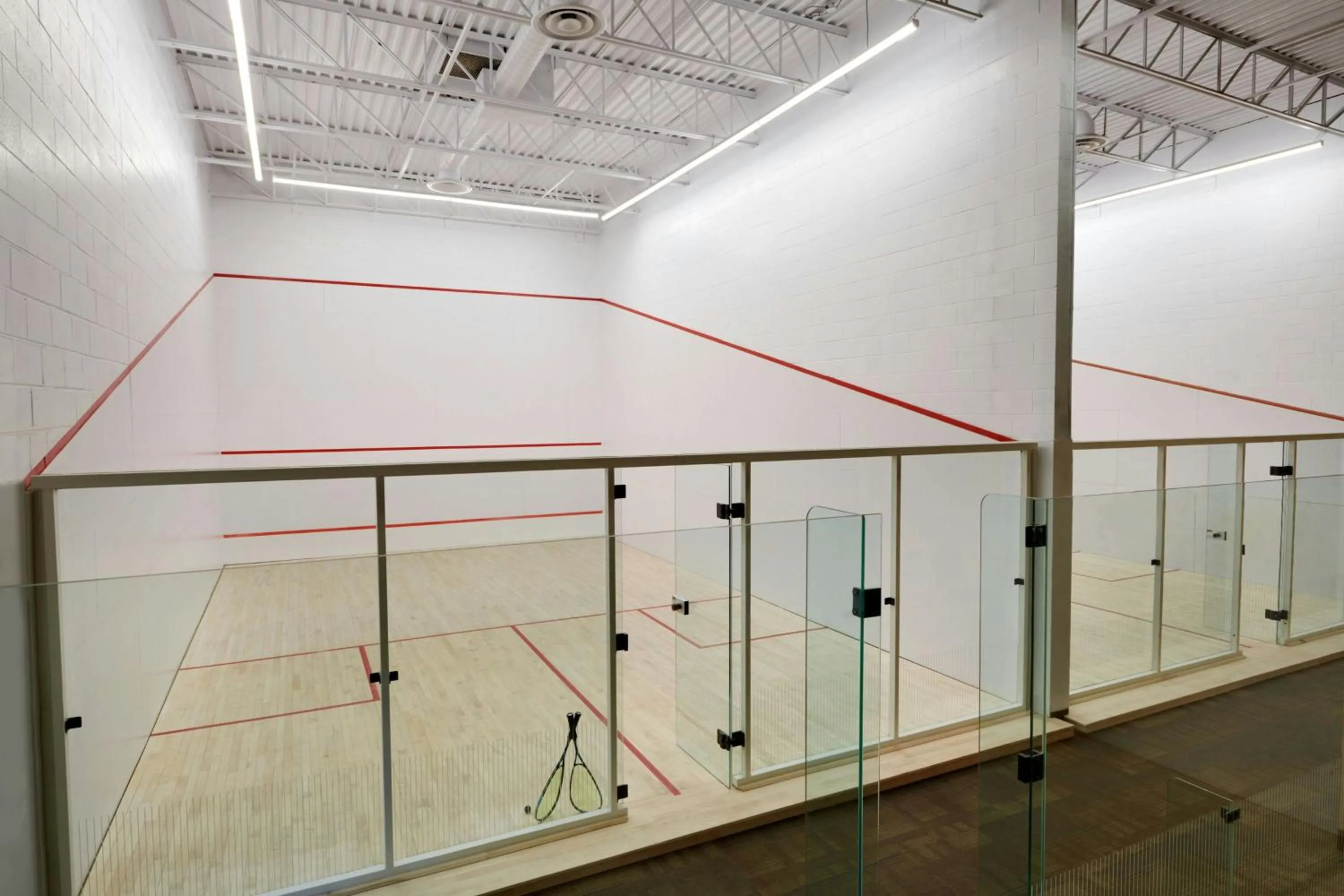 Fitness centre/facilities in Sheraton Parkway Toronto North Hotel & Suites