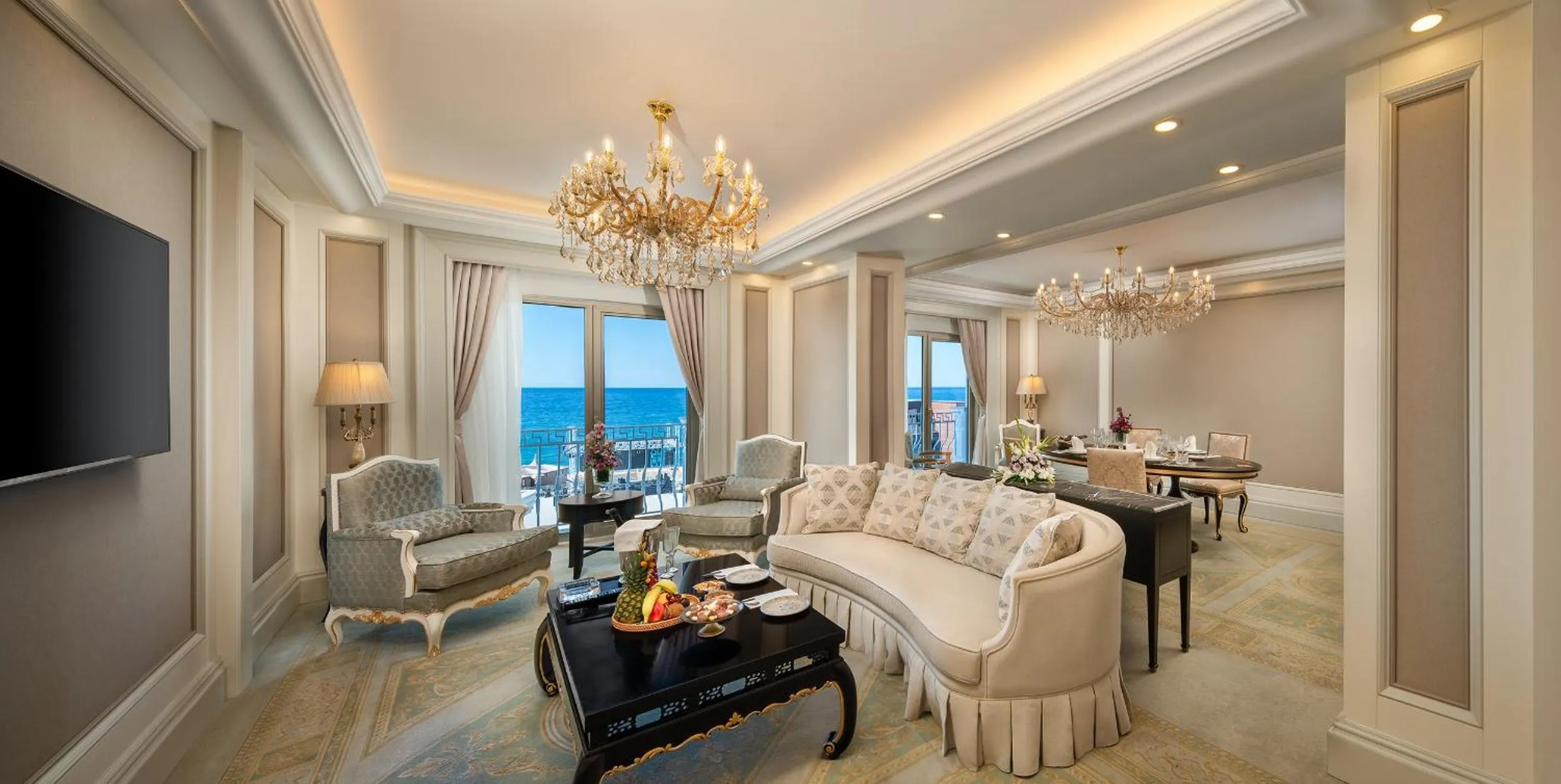 Living room in Les Ambassadeurs Hotel Casino&Marina