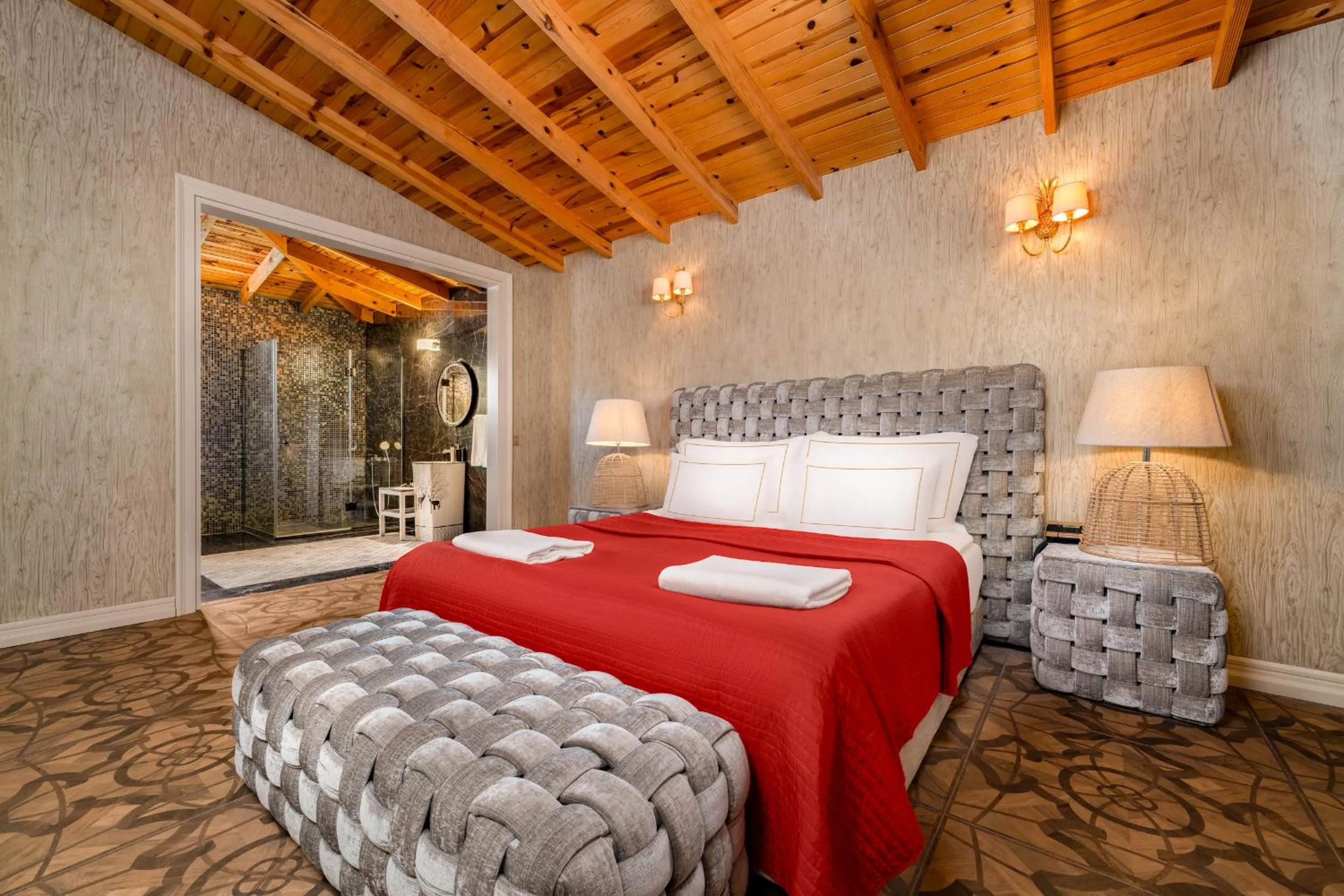 Massage in Les Ambassadeurs Hotel Casino&Marina