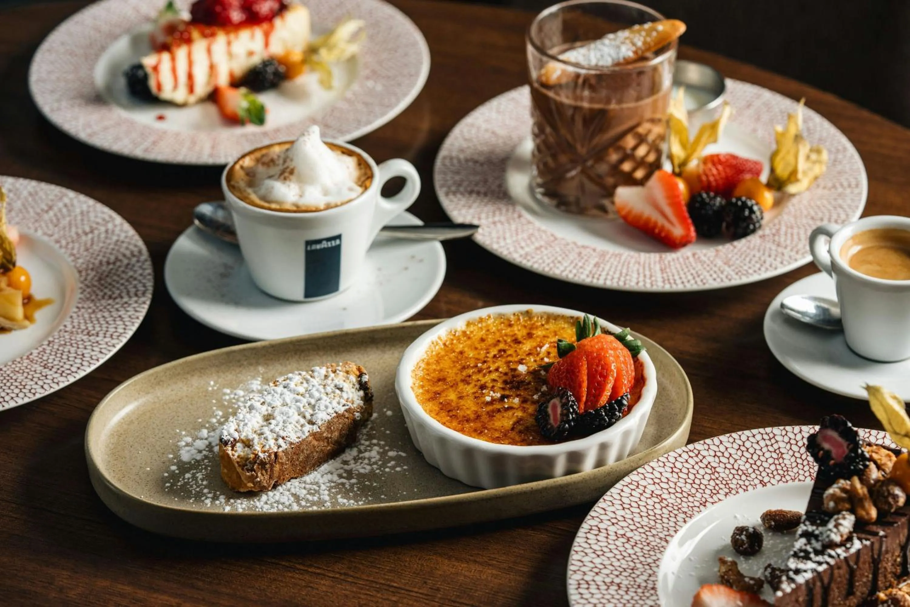 Restaurant/places to eat in Delta Hotels by Marriott Montreal