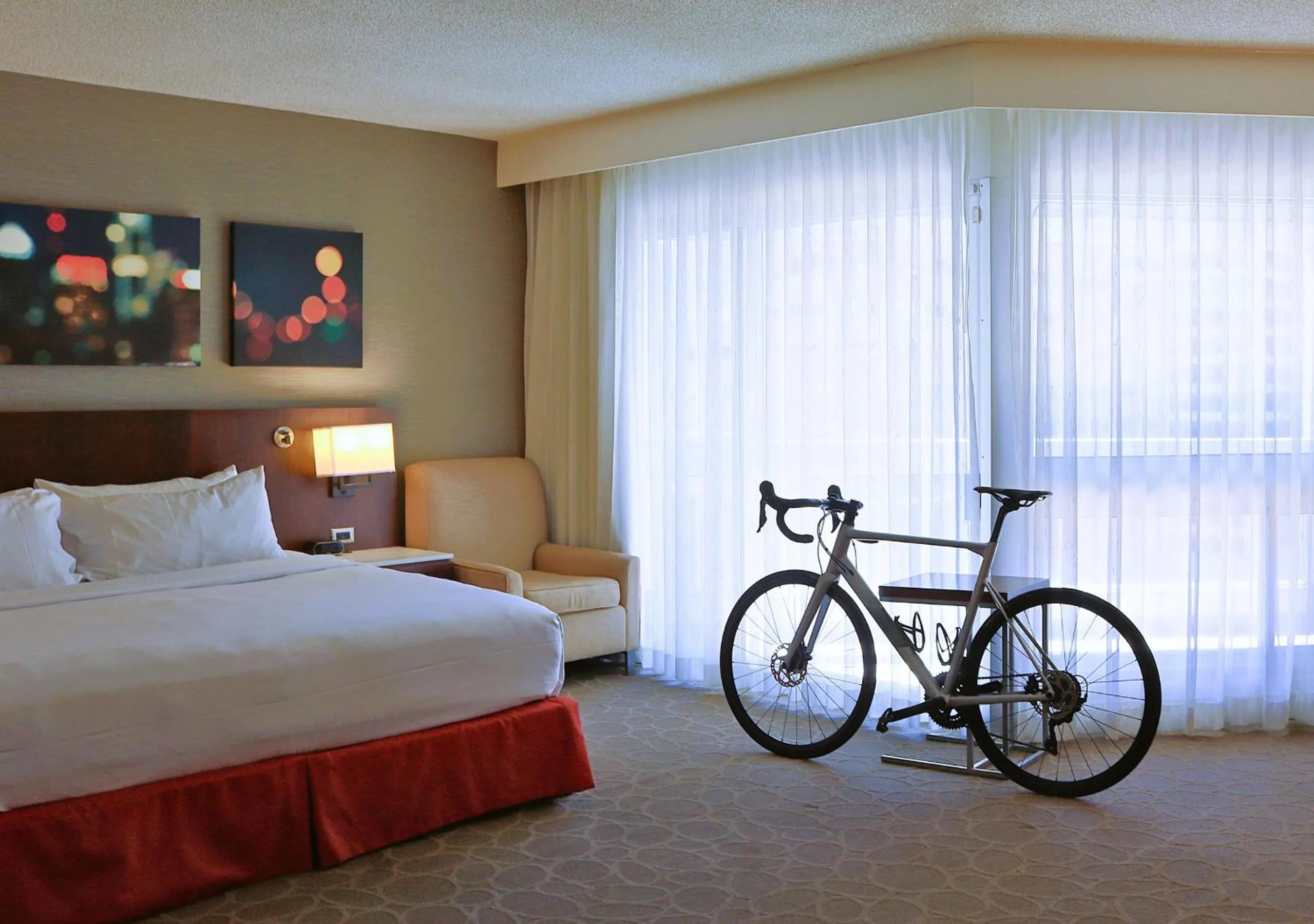 Bedroom, Bed in Delta Hotels by Marriott Montreal