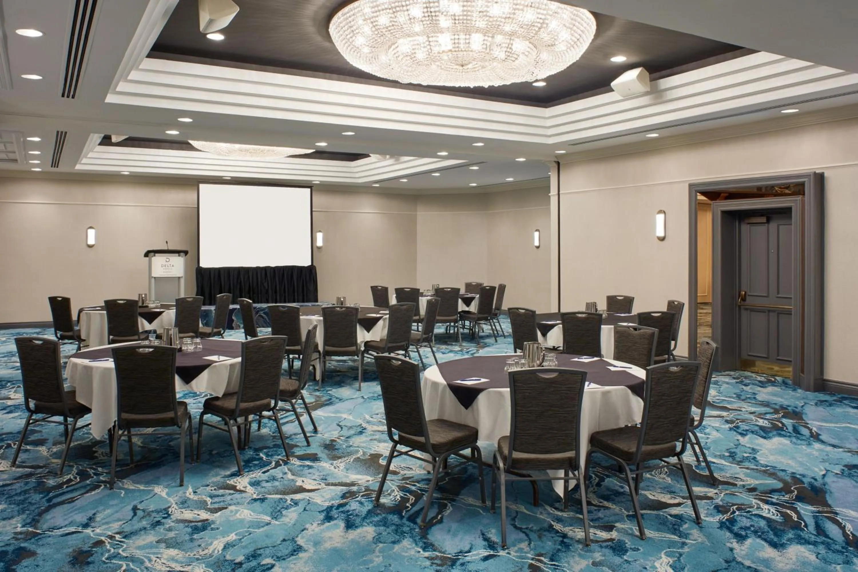 Meeting/conference room in Delta Hotels by Marriott London Armouries