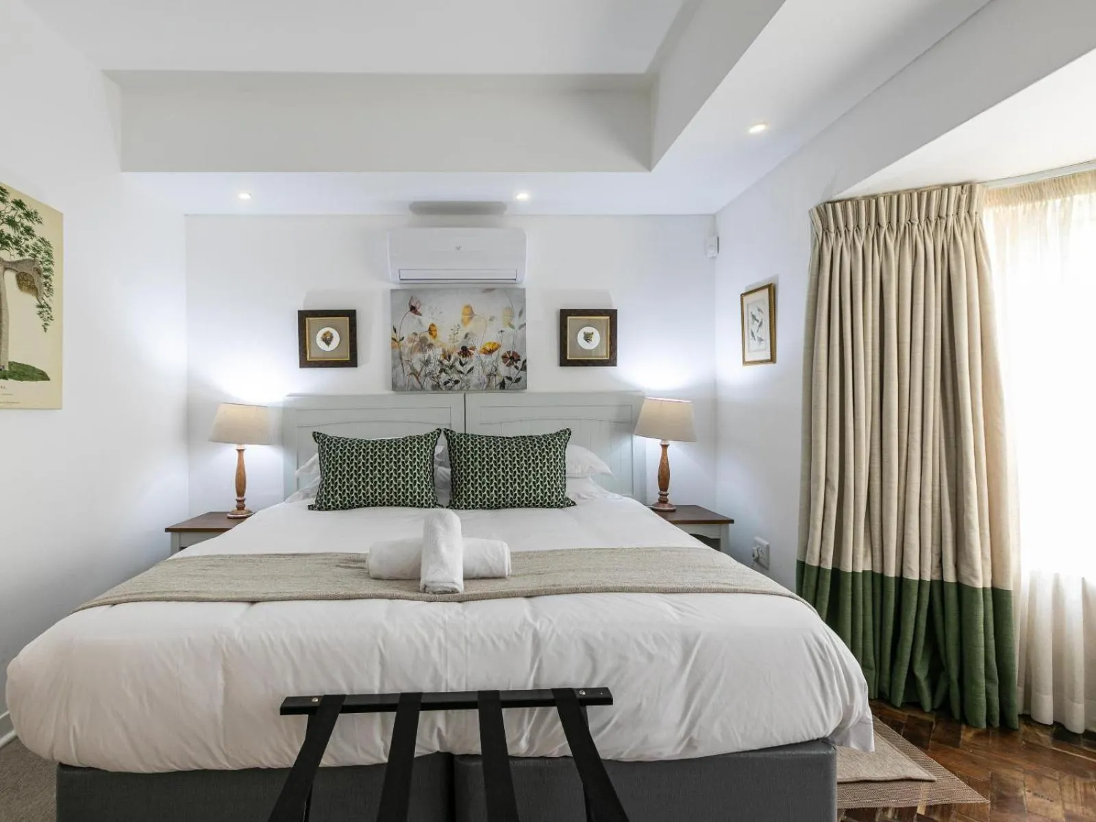 Bed in Emmarentia Guest House