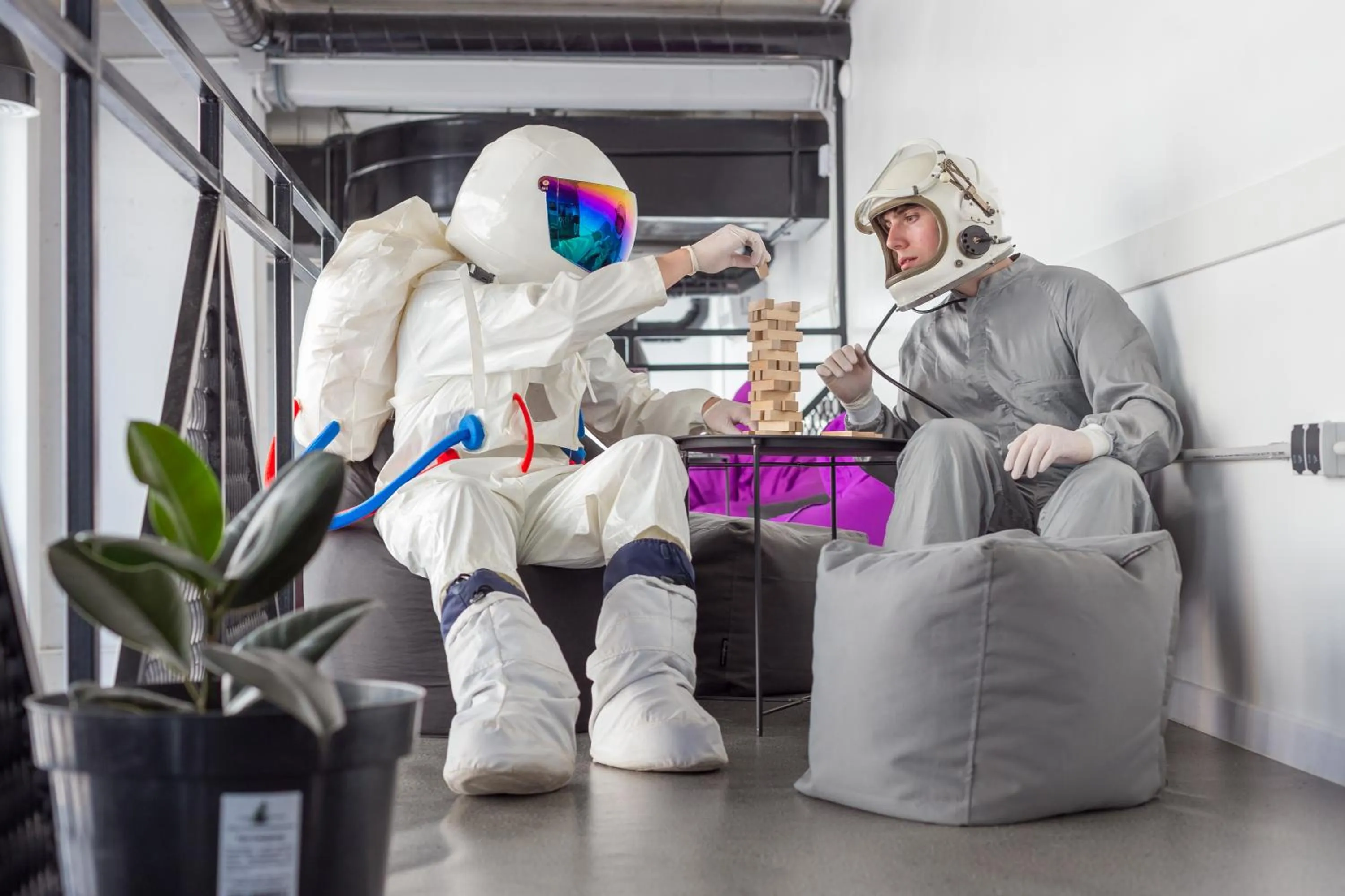 People in Capsule Hotel Constellation 89