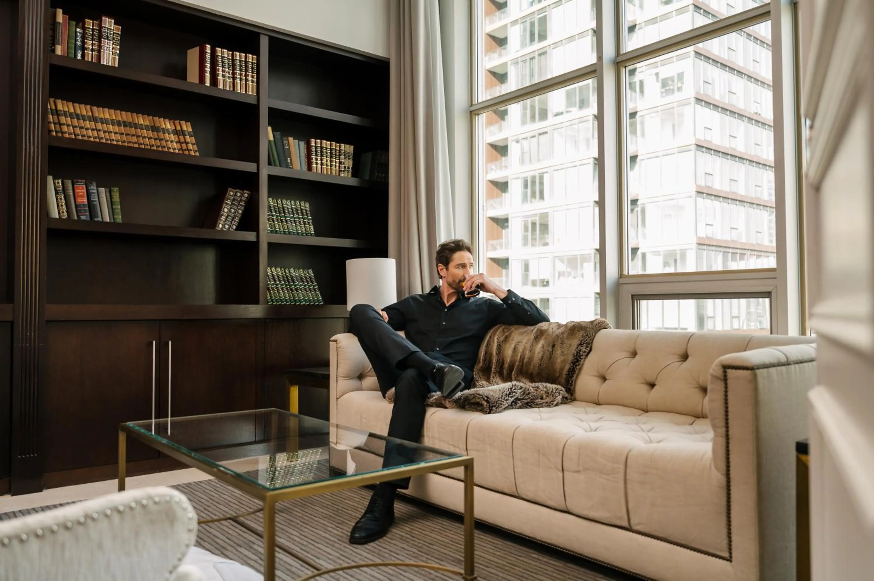 Library in SoHo Hotel Toronto