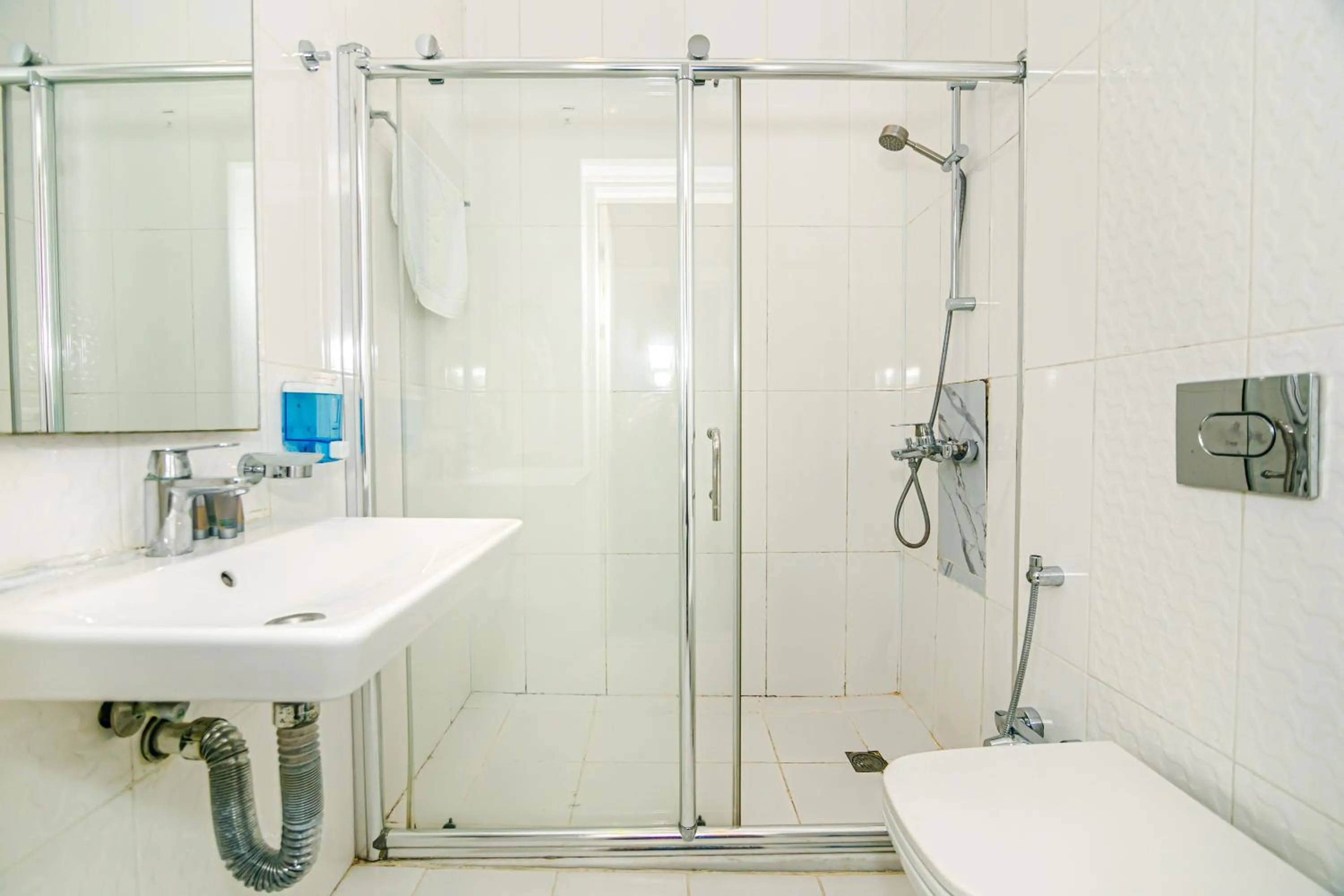 Bathroom in GREEN PARK iNN