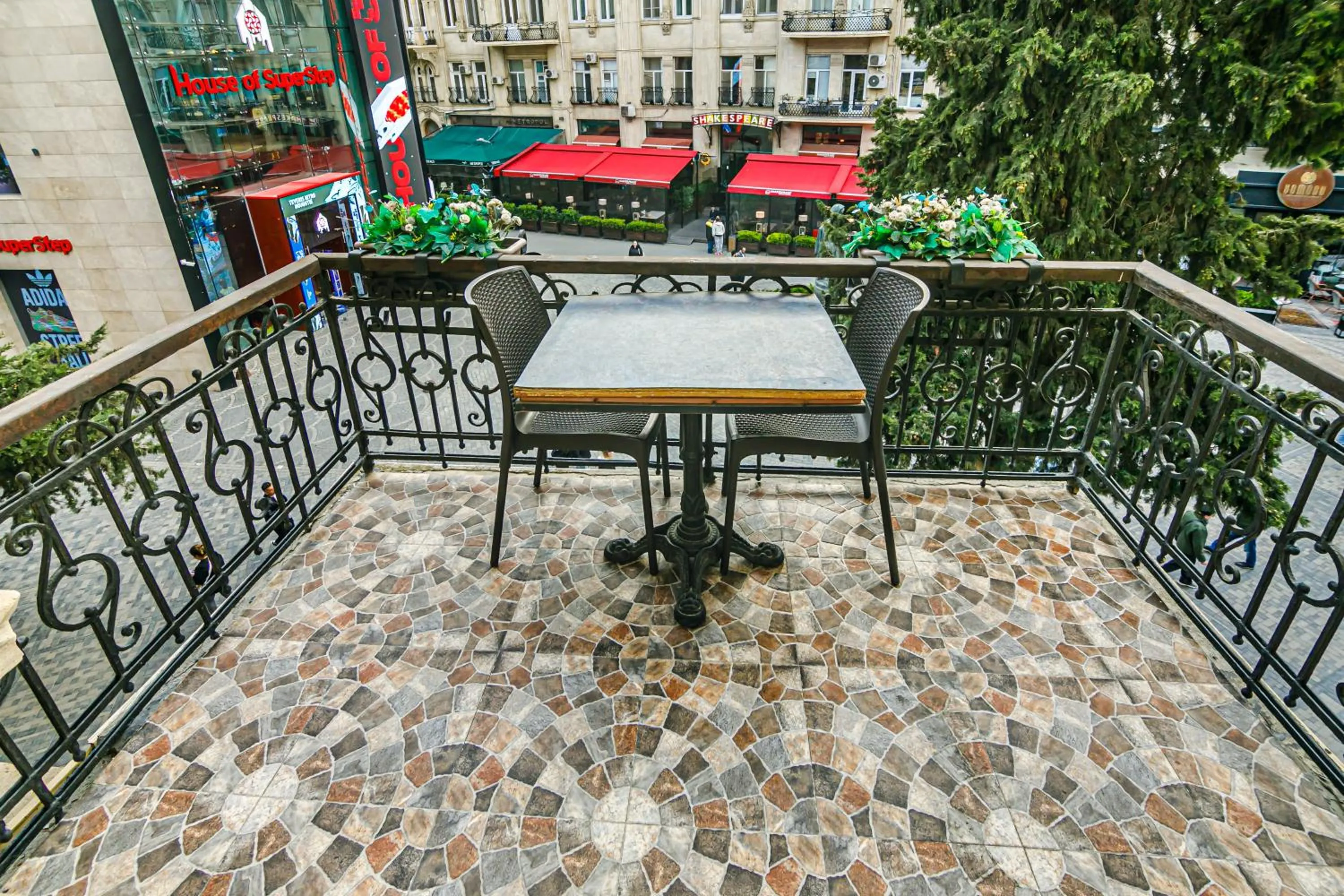 Day in GREEN PARK iNN