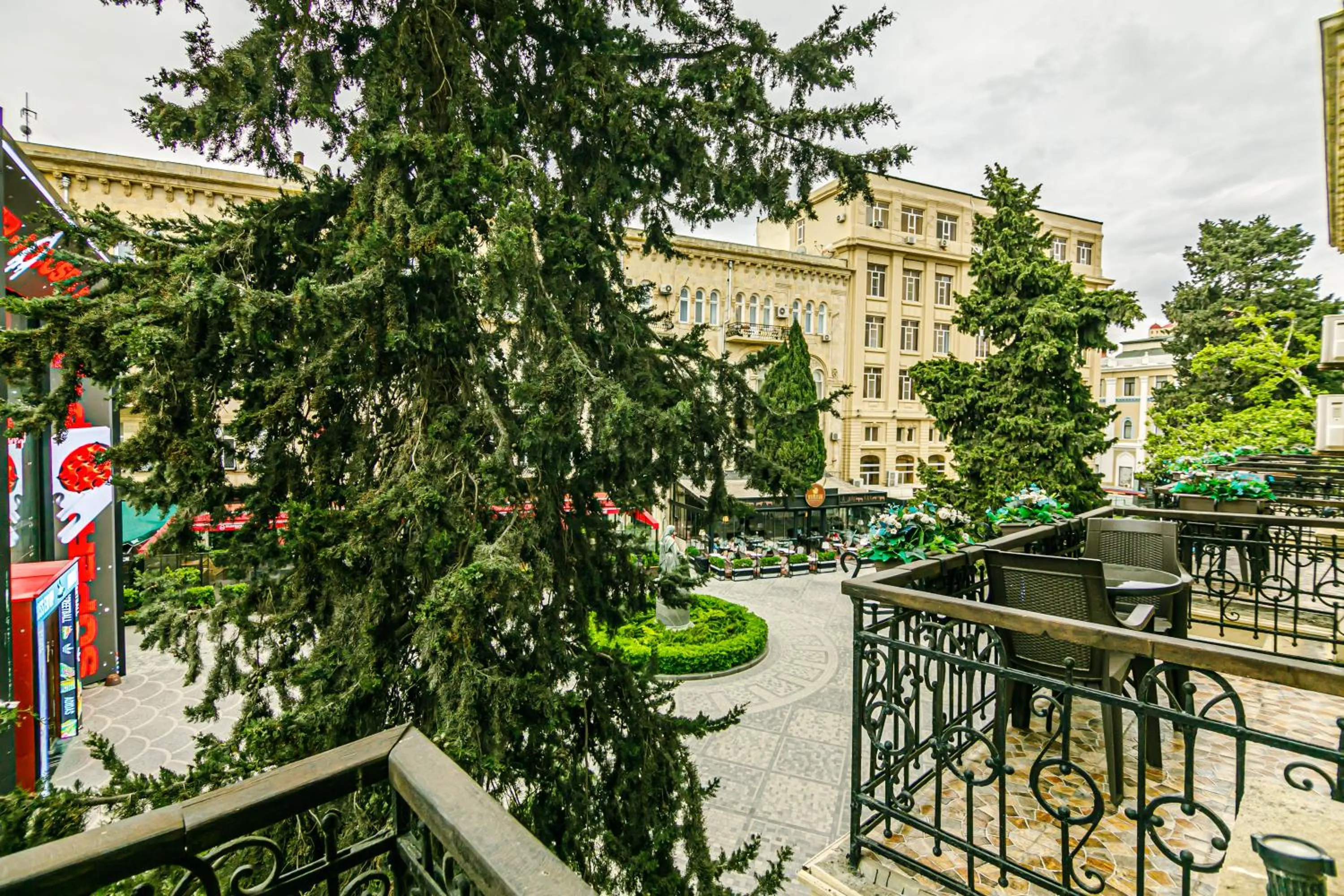 Balcony/Terrace in GREEN PARK iNN