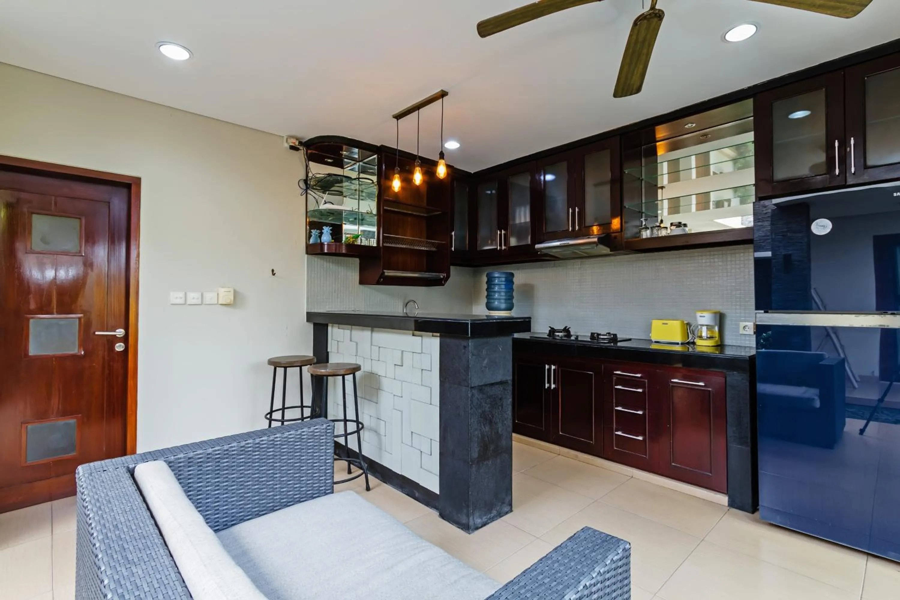 Kitchen or kitchenette in Pulau Villa Canggu