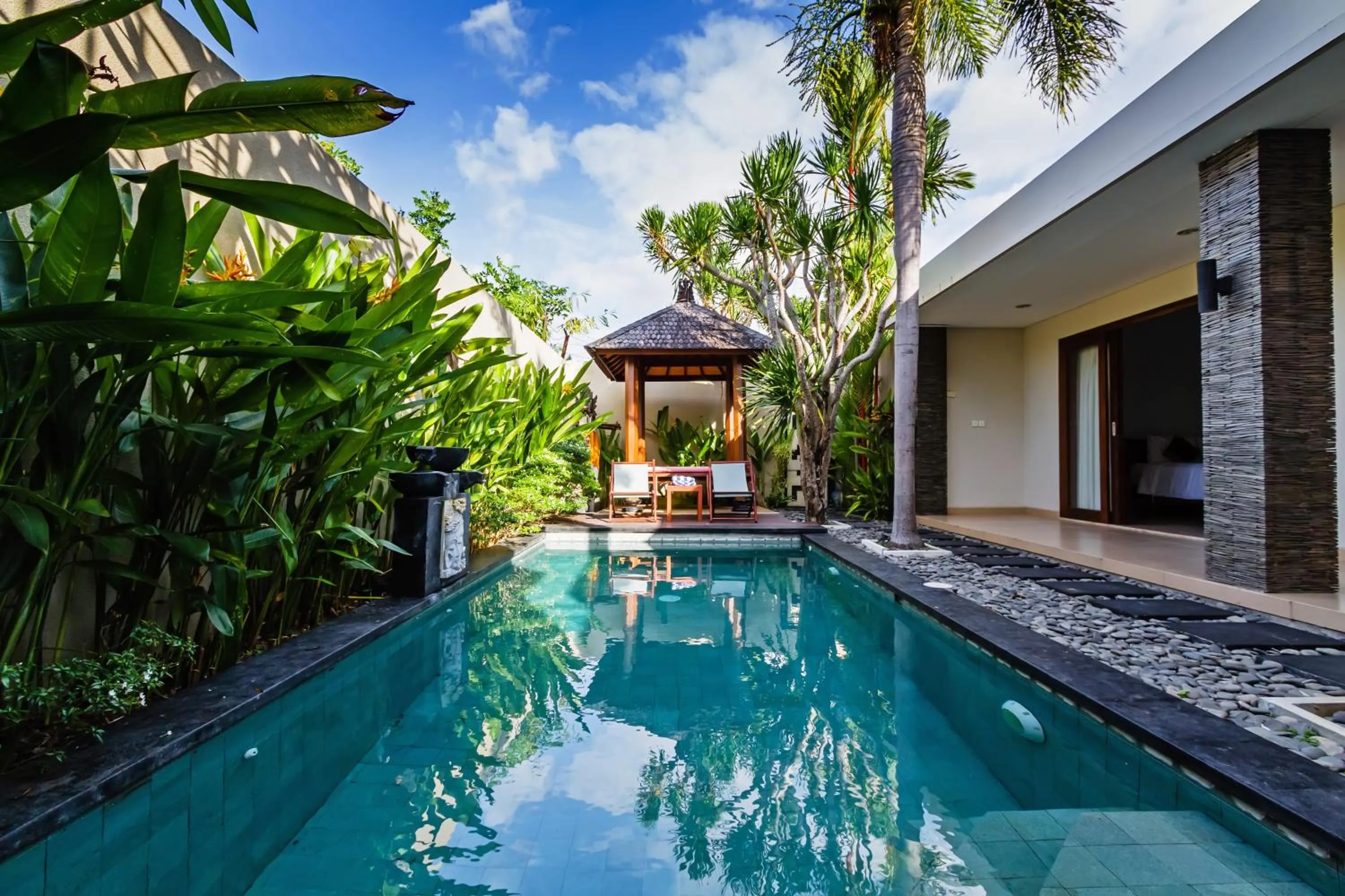 Property building in Pulau Villa Canggu
