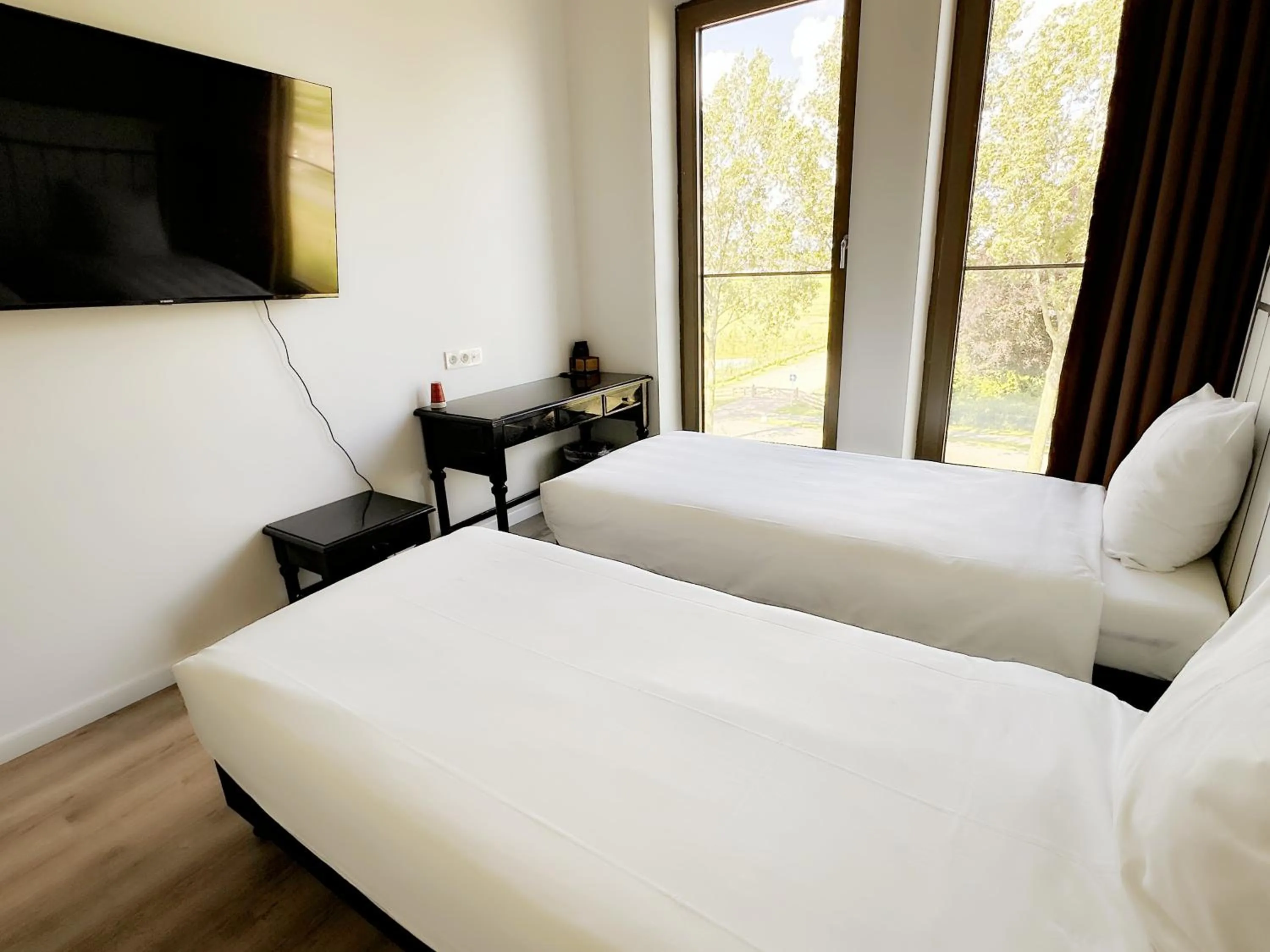 Bedroom, Bed in HOTELUX Amsterdam Airport Hotel