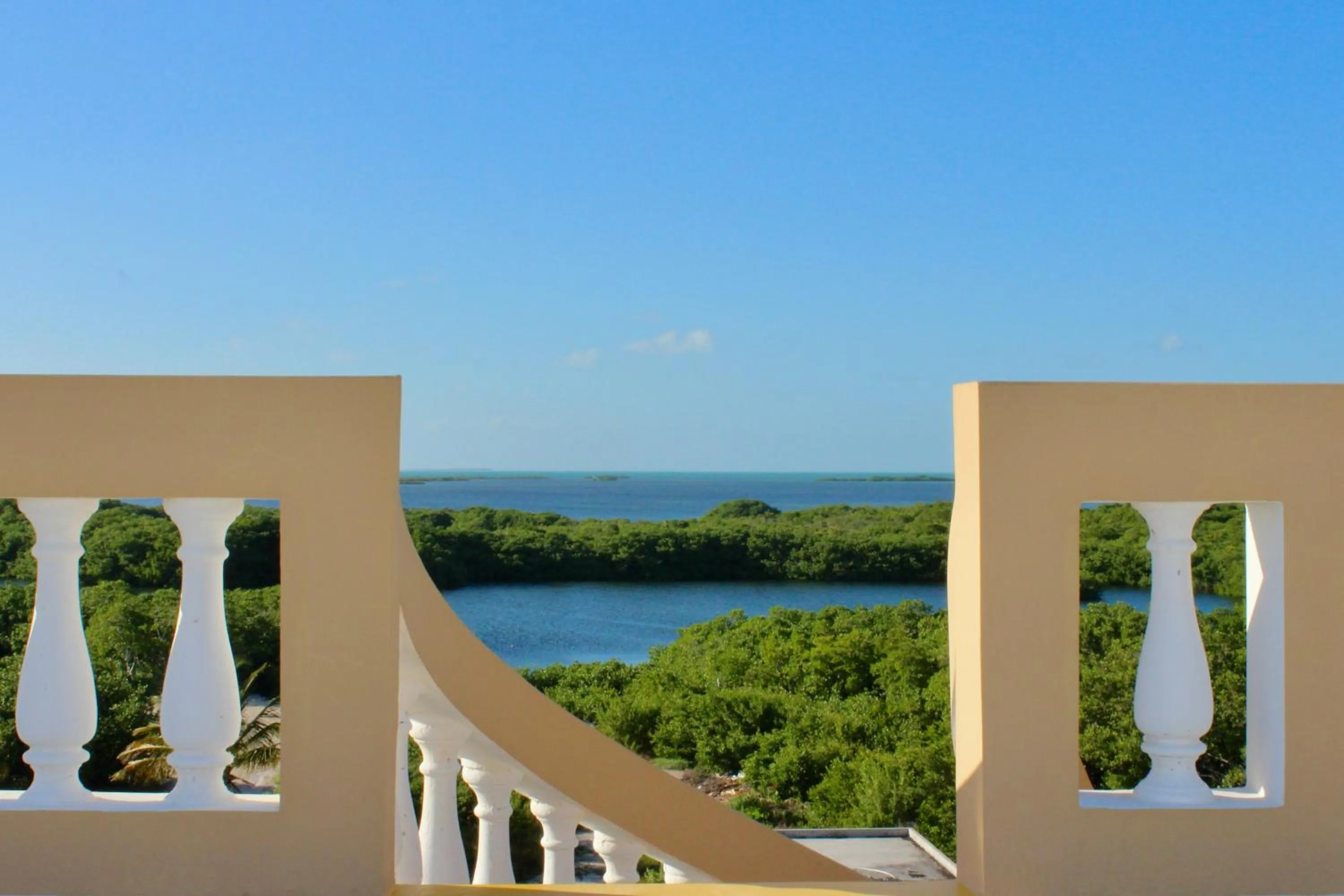 Balcony/Terrace in Hol Chan Reef Resort & Villas
