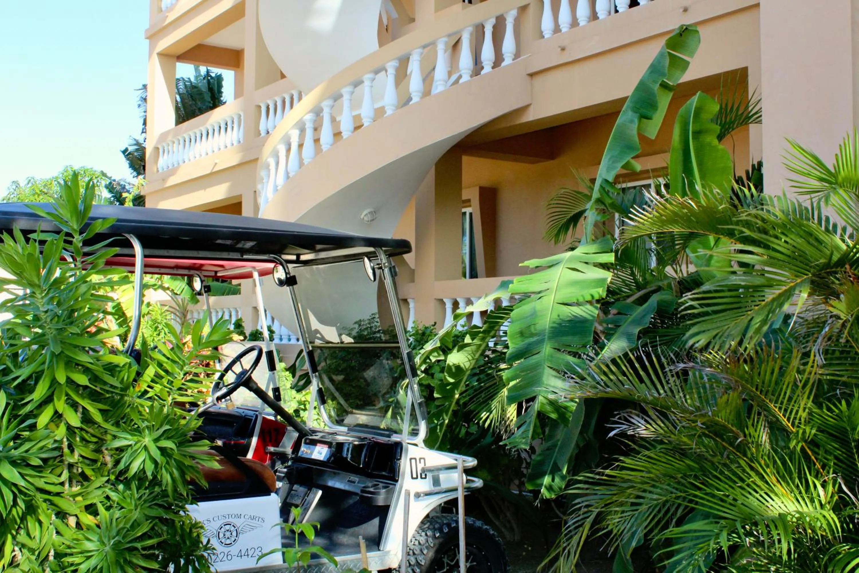 Property building in Hol Chan Reef Resort & Villas