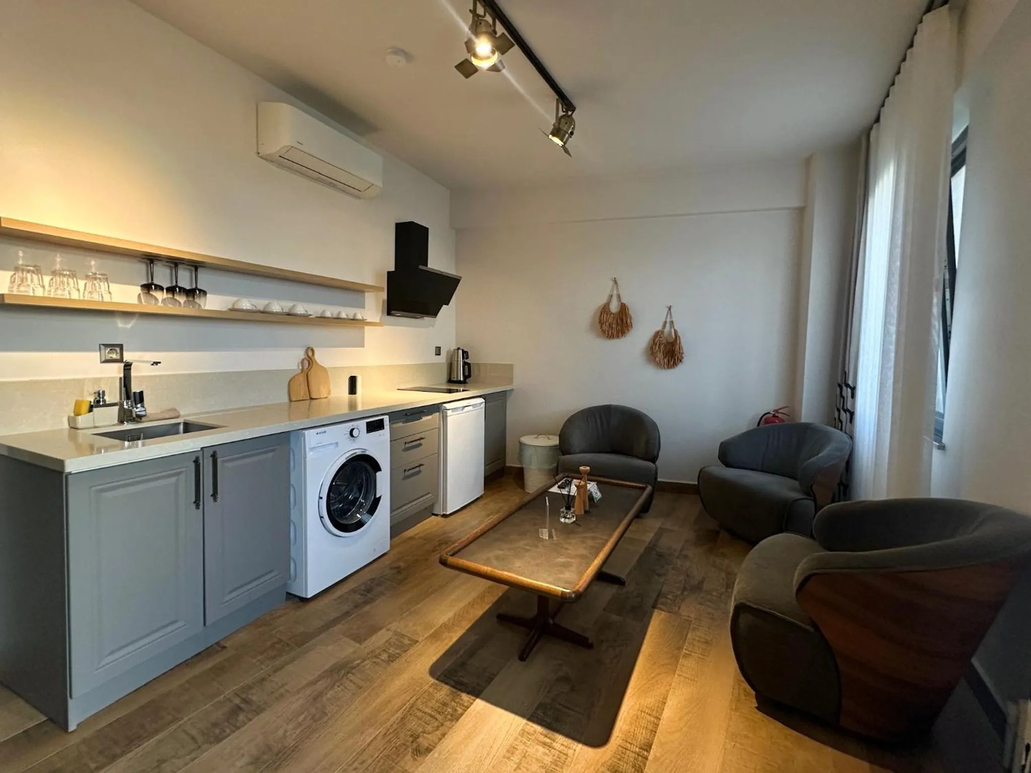 Seating area in Oikos Bozcaada