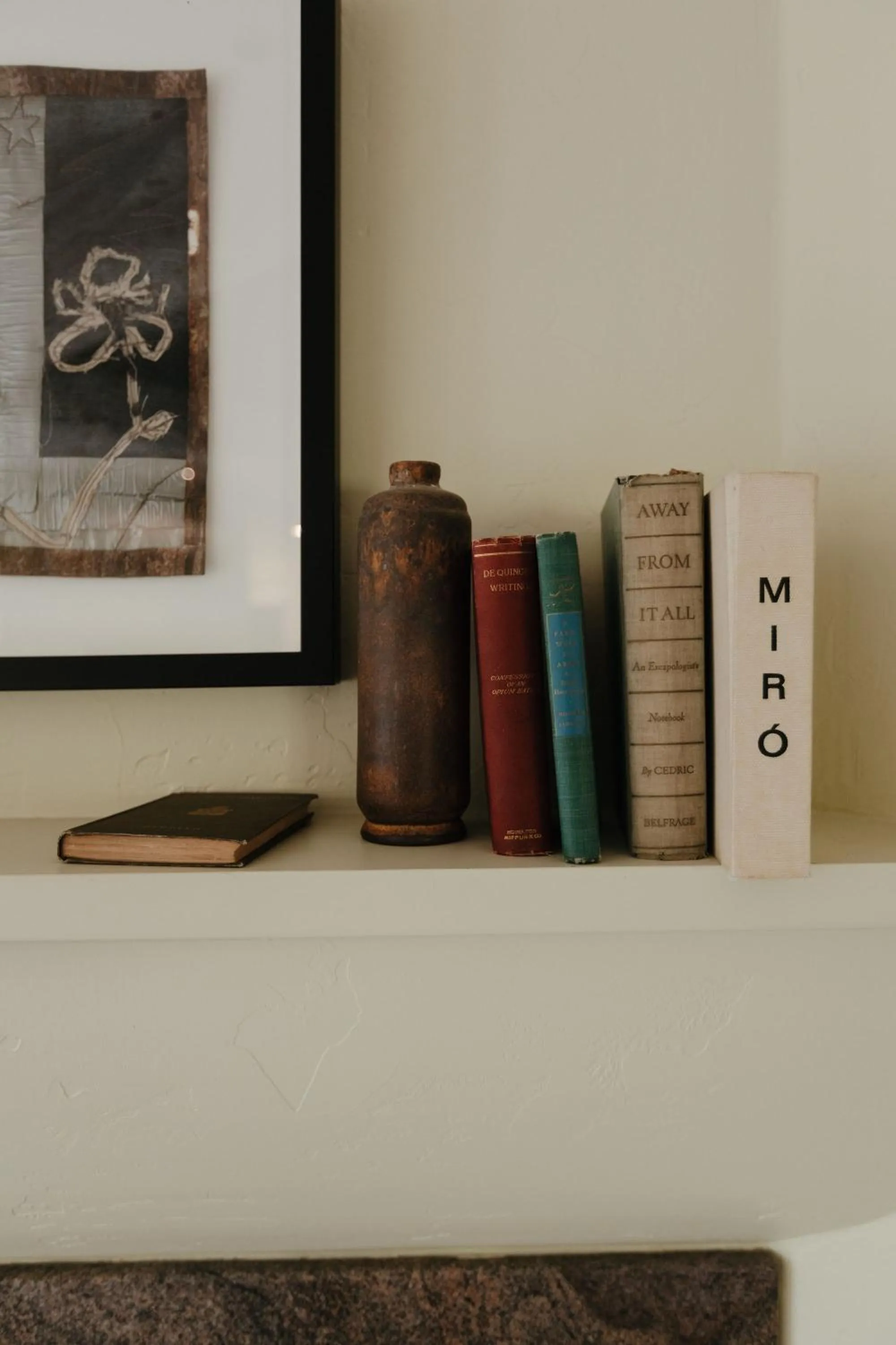 Decorative detail in Inn Paradiso