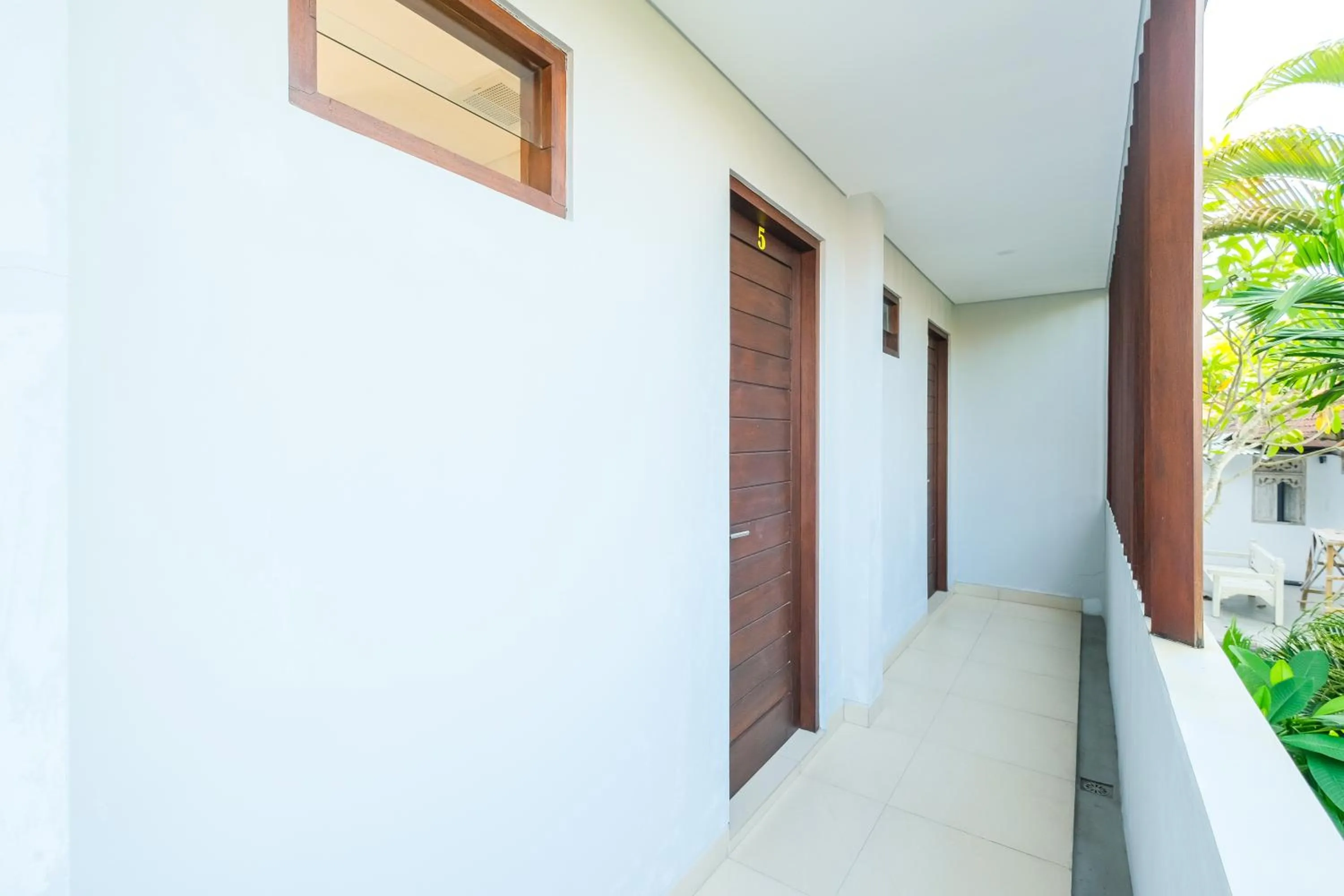 Property building in Dharma Guest House Seminyak RedPartner