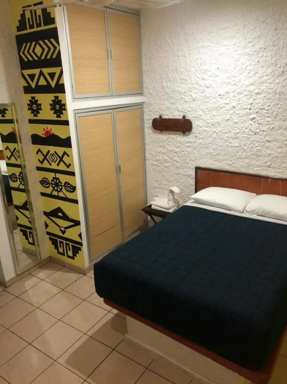 Photo of the whole room, Bed in Hotel Perla Mazatlan