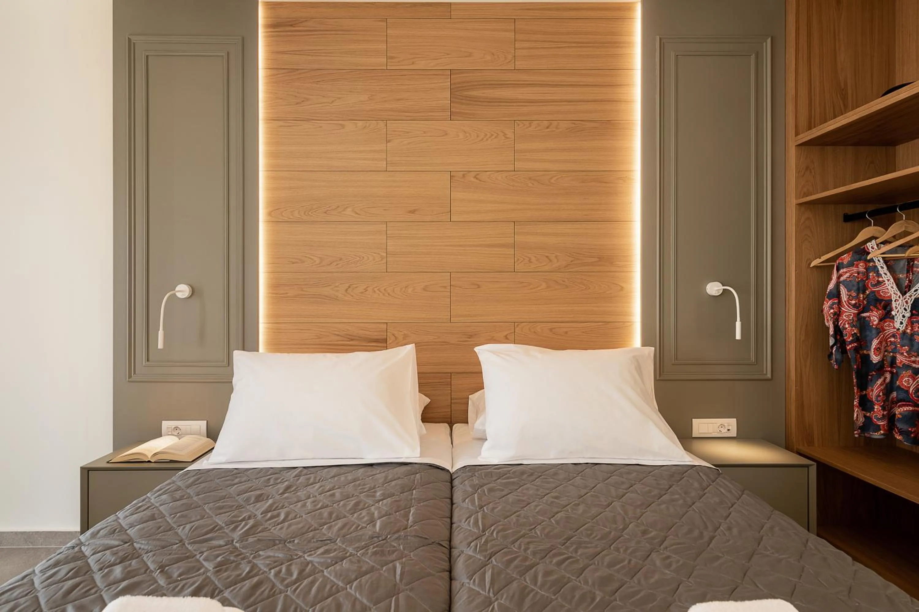 Bed in Elia Platanias