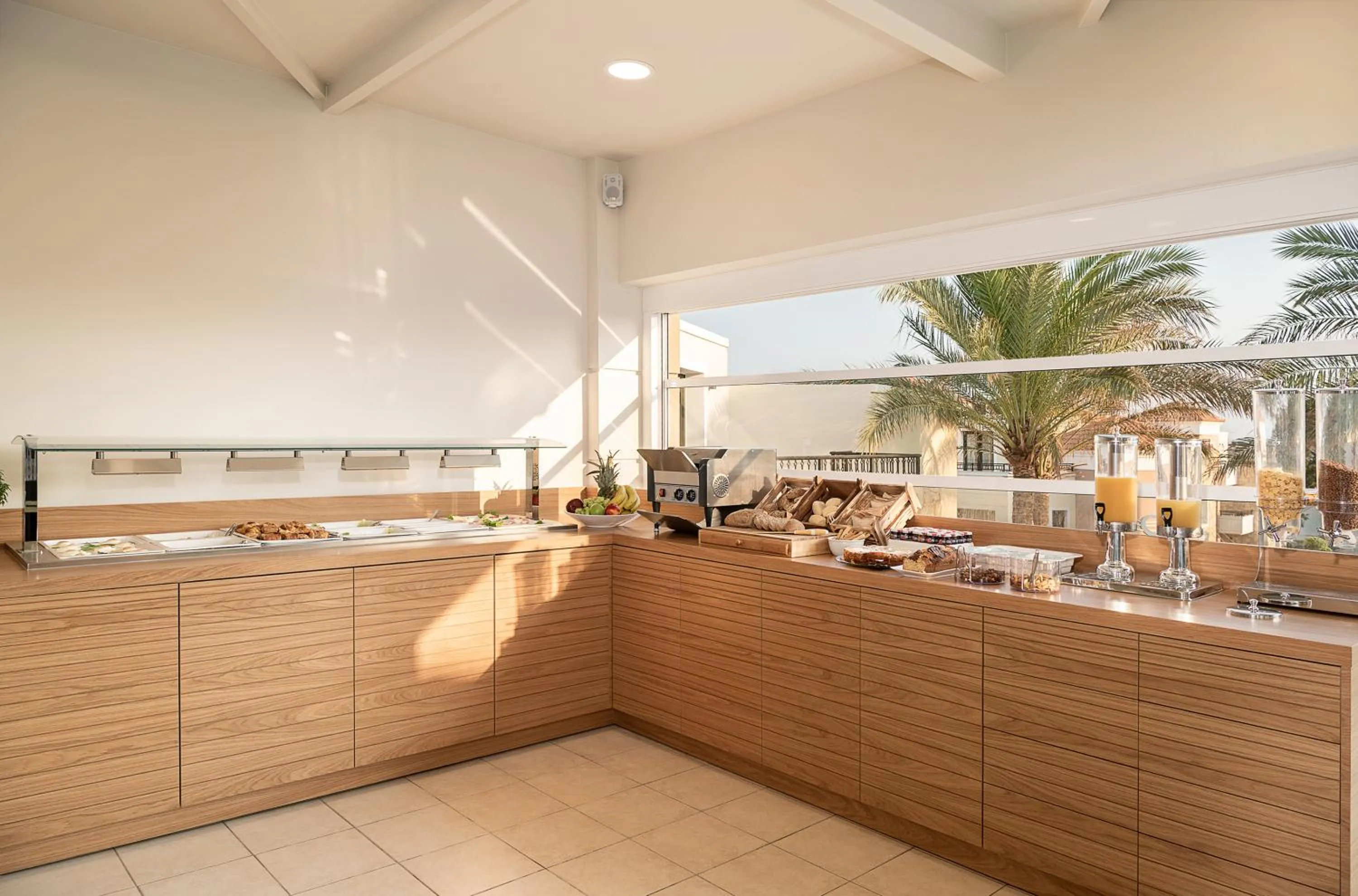 Breakfast in Elia Platanias