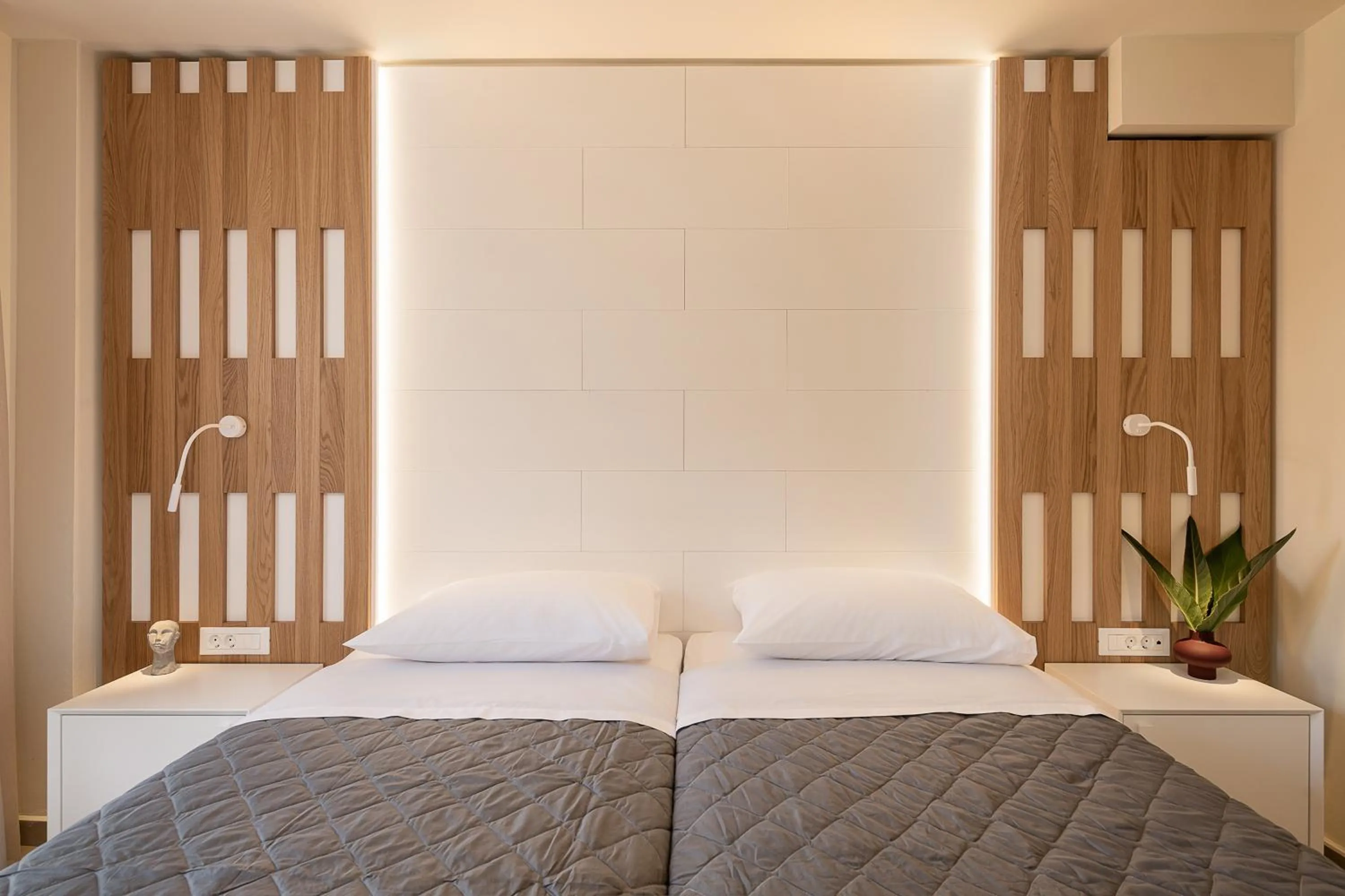 Bed in Elia Platanias