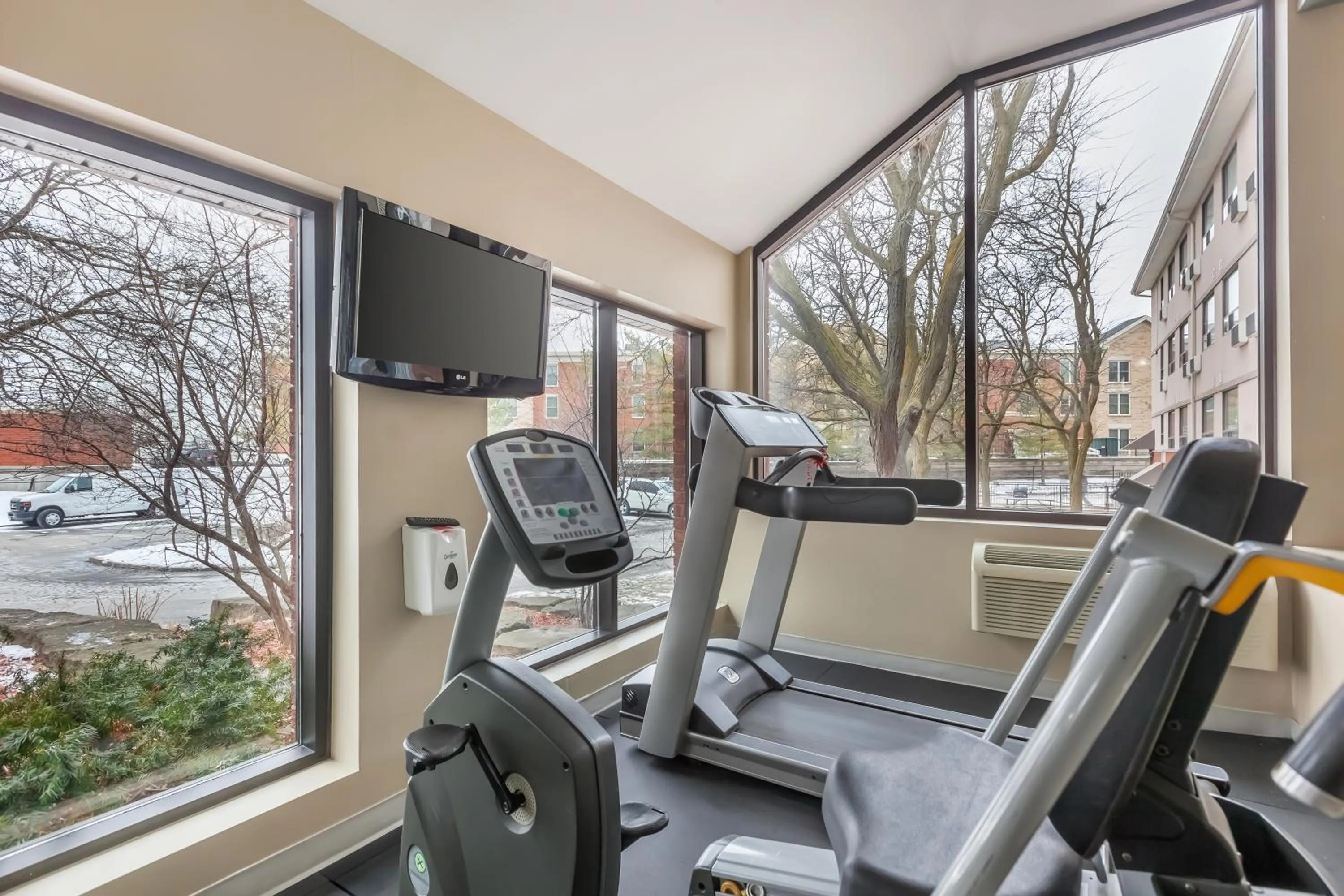 Fitness centre/facilities in Quality Hotel