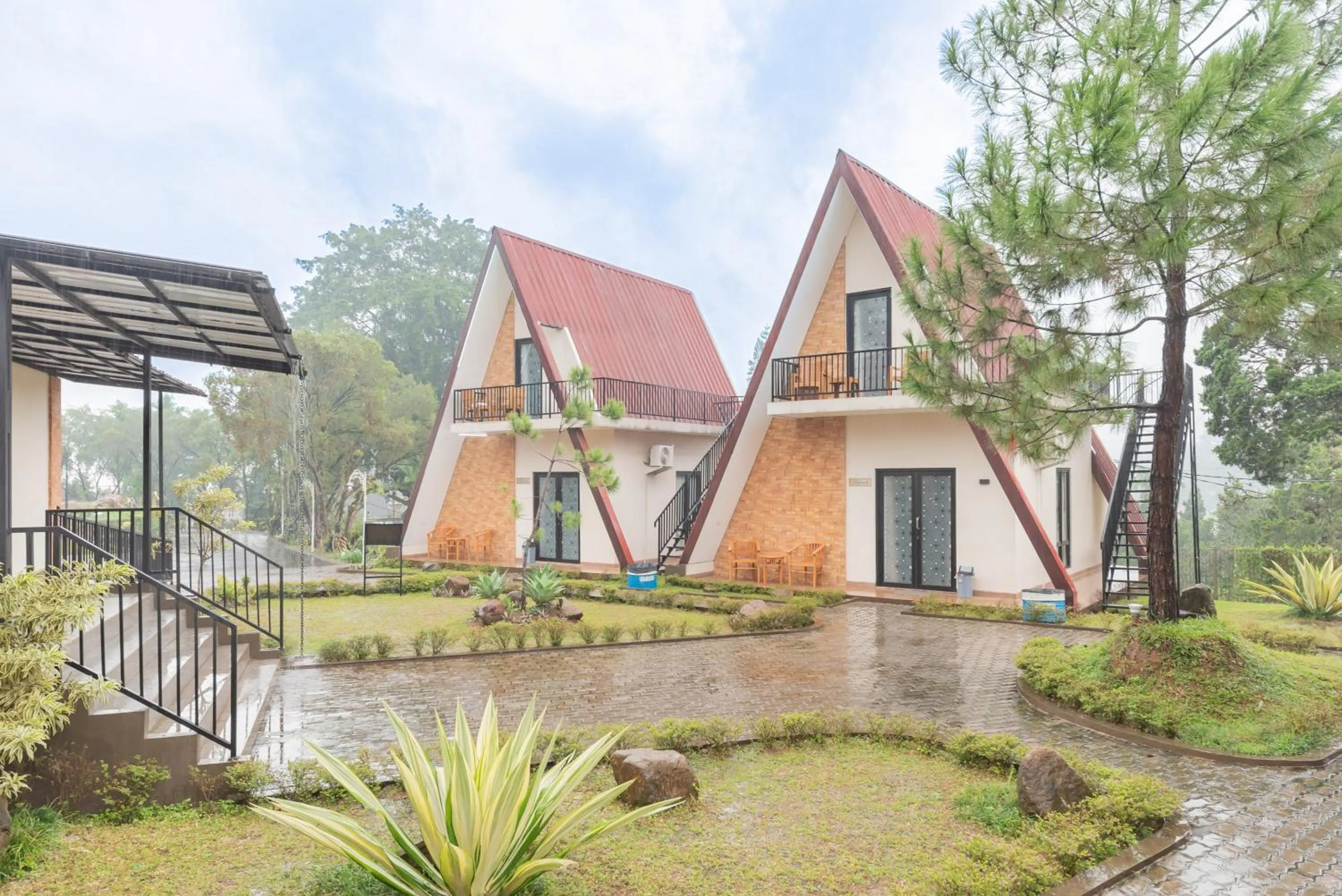 Property building in RedDoorz Premium @ Griya Inkoppabri Cisarua Puncak