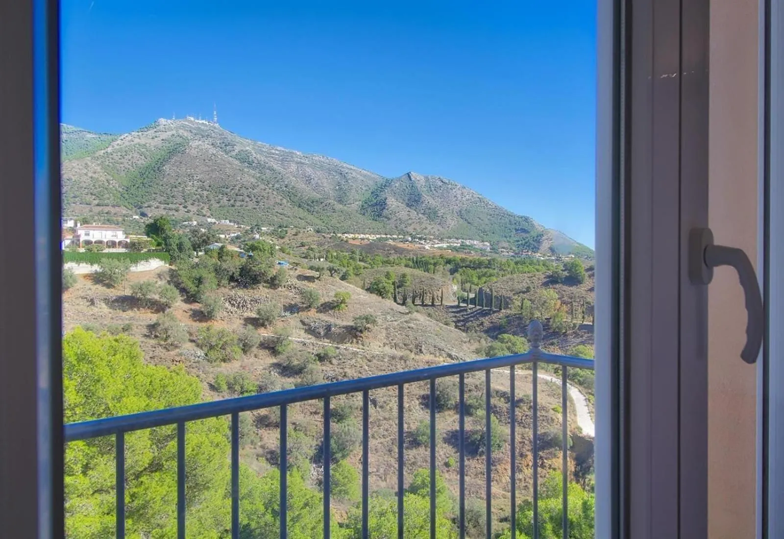 Luxurius Villa with private pool