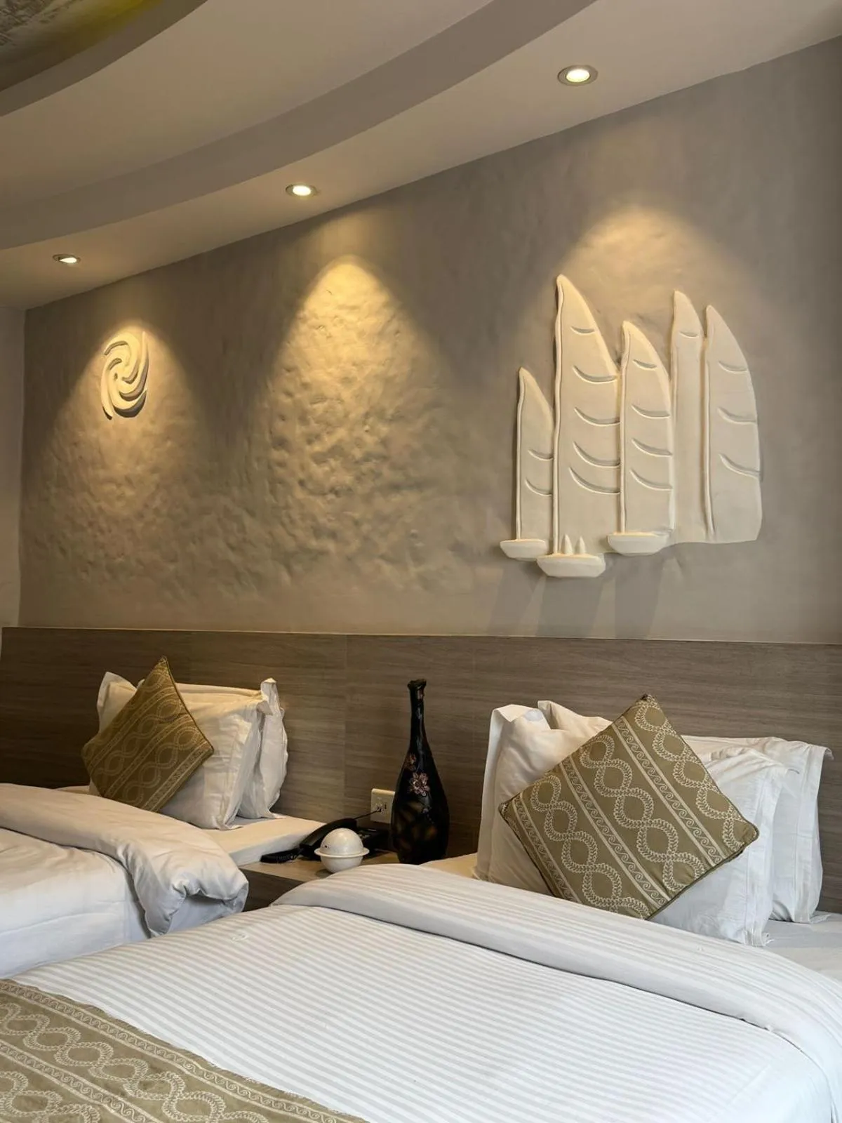 Bedroom, Bed in Vastu Boutique Hotel