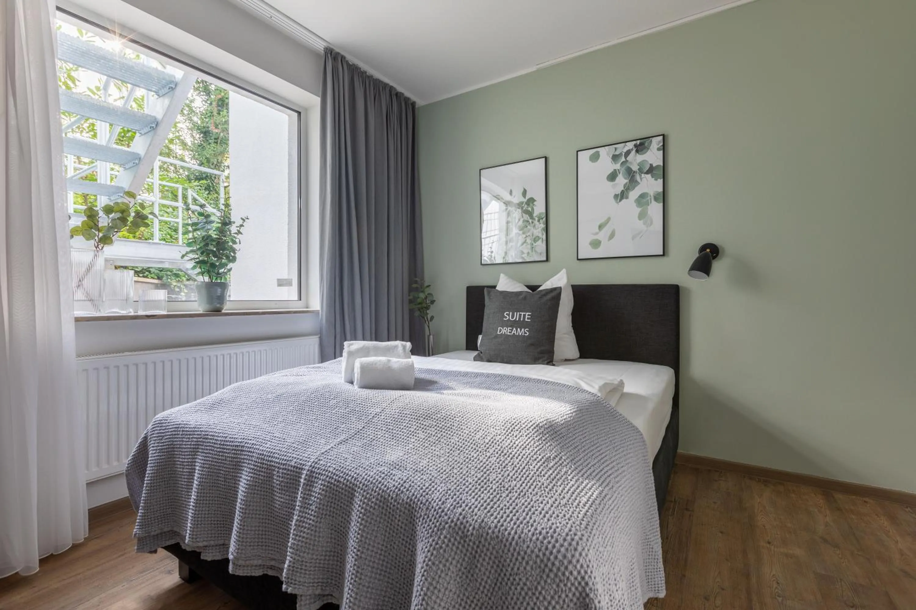 Bed in Limehome Hannover Bleichenstraße - Digital Access