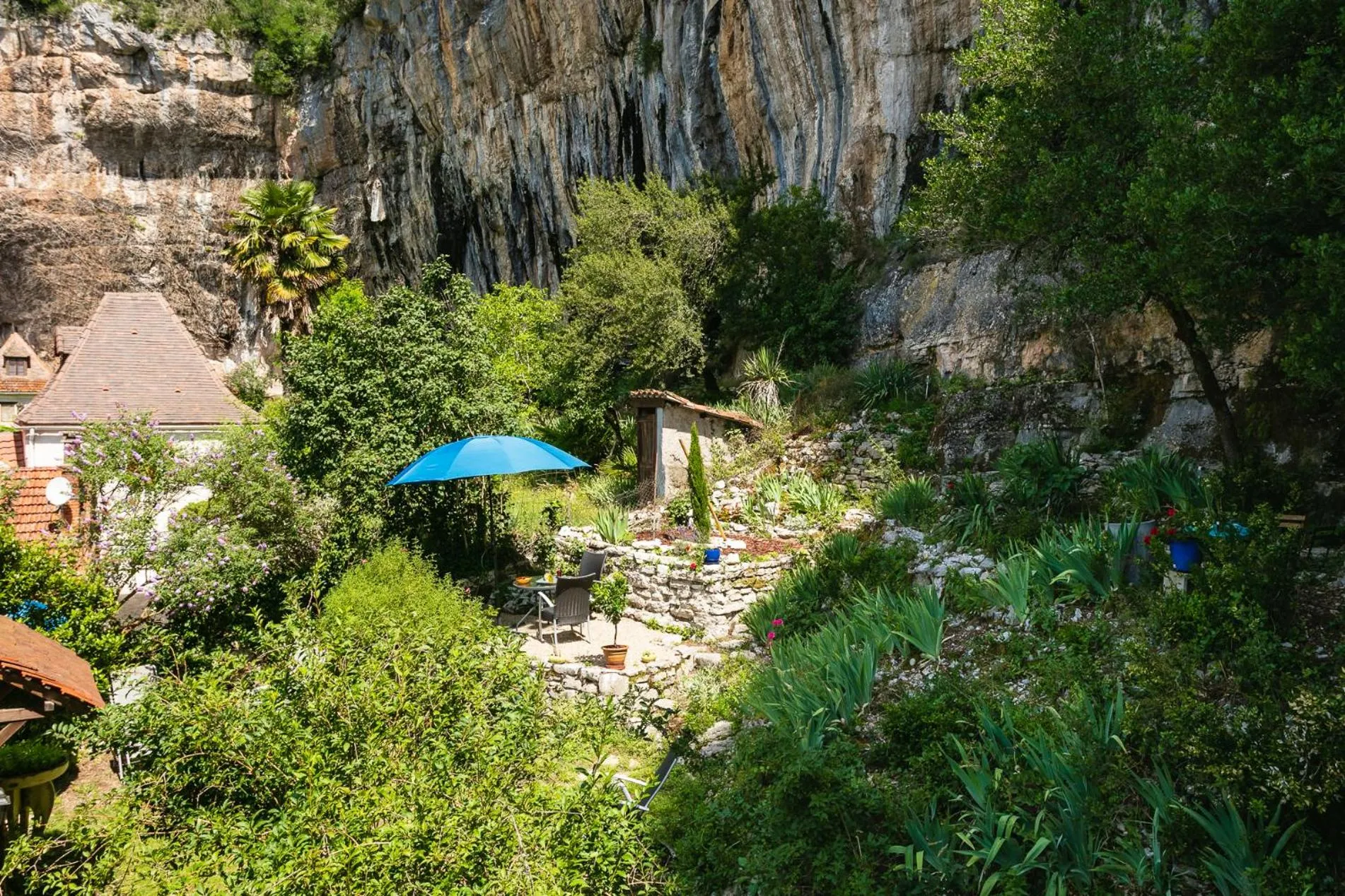 Gîtes Un Jardin dans la Falaise