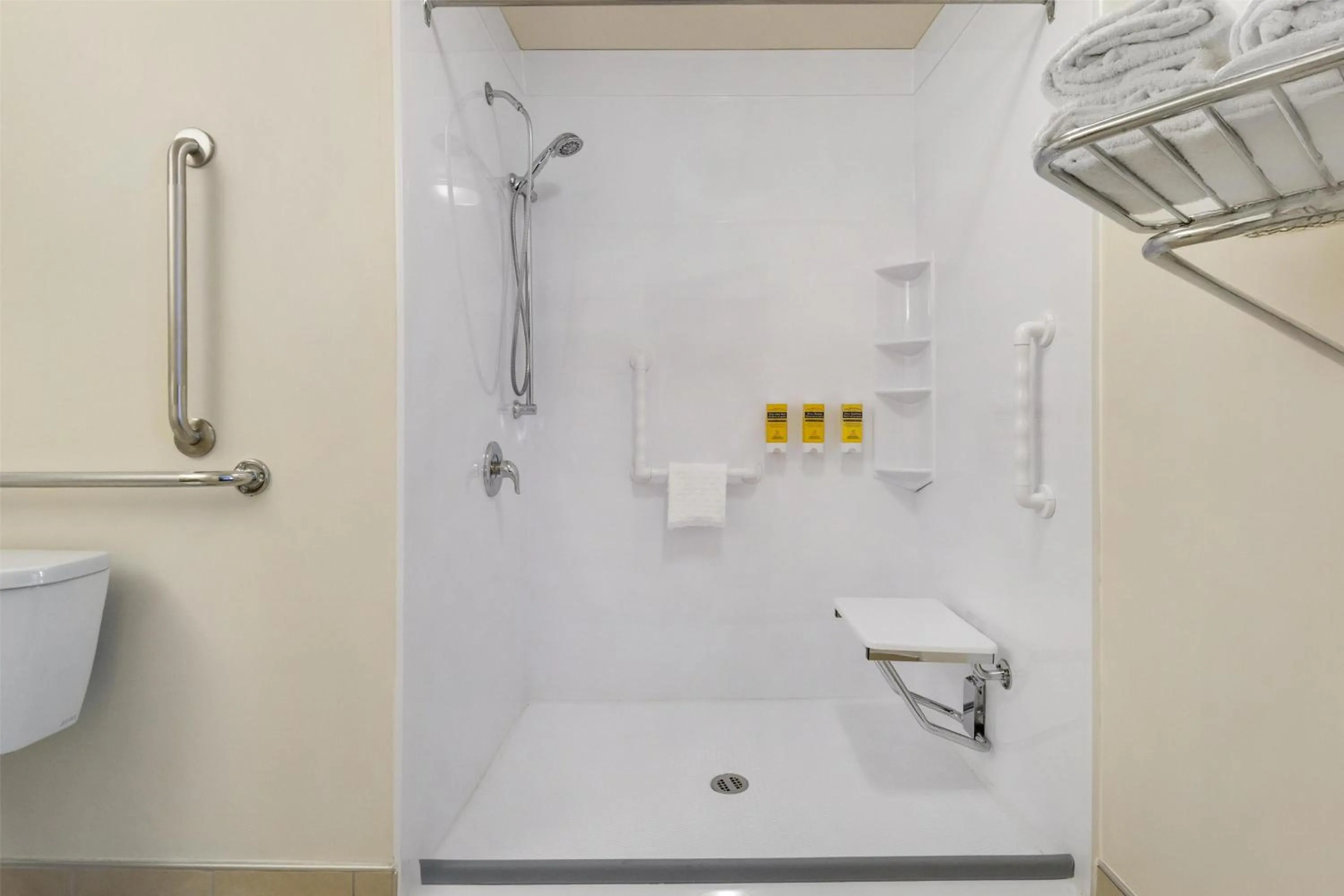 Bathroom in Best Western Plus Chocolate Lake Hotel - Halifax