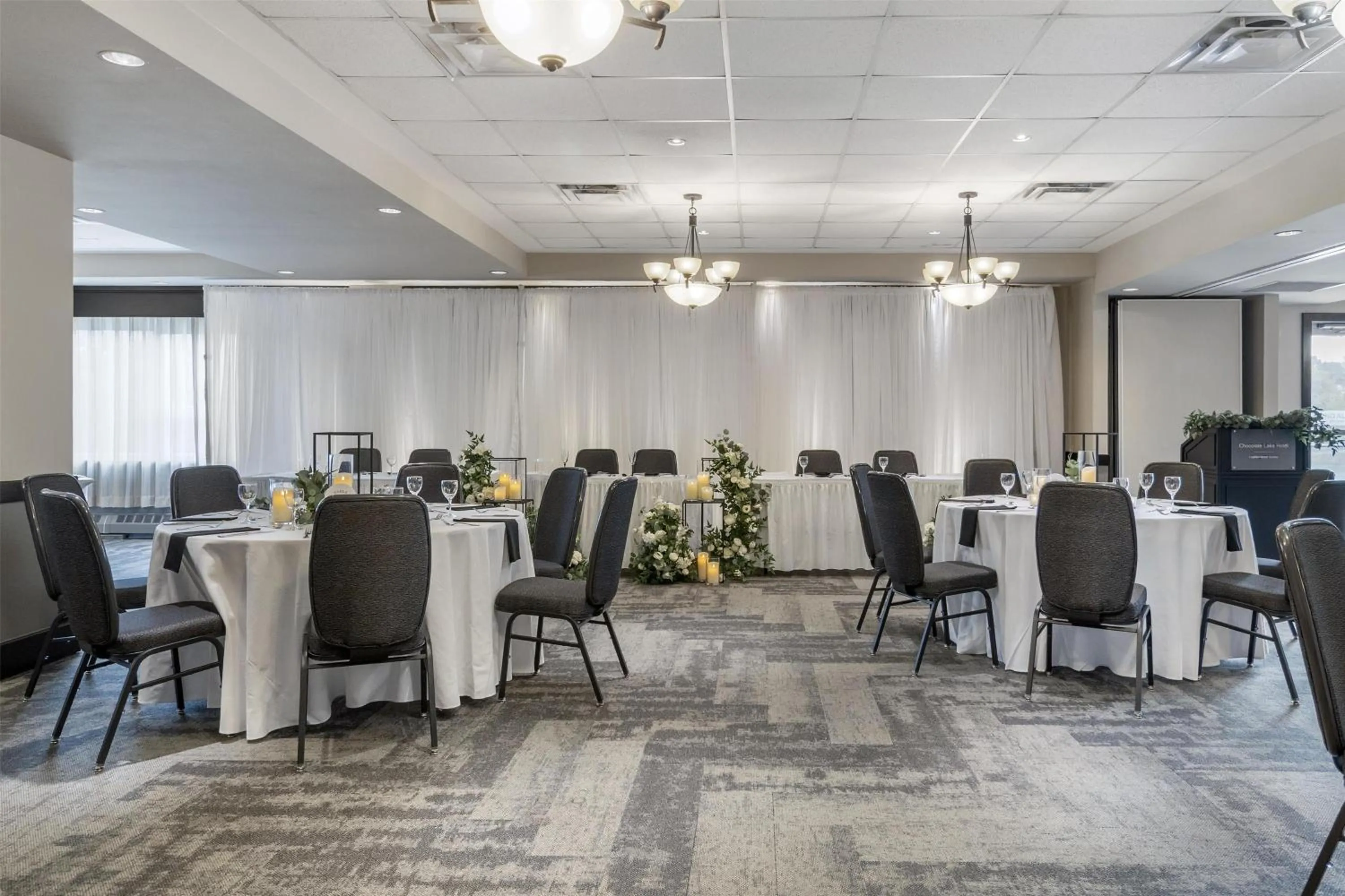 wedding in Best Western Plus Chocolate Lake Hotel - Halifax