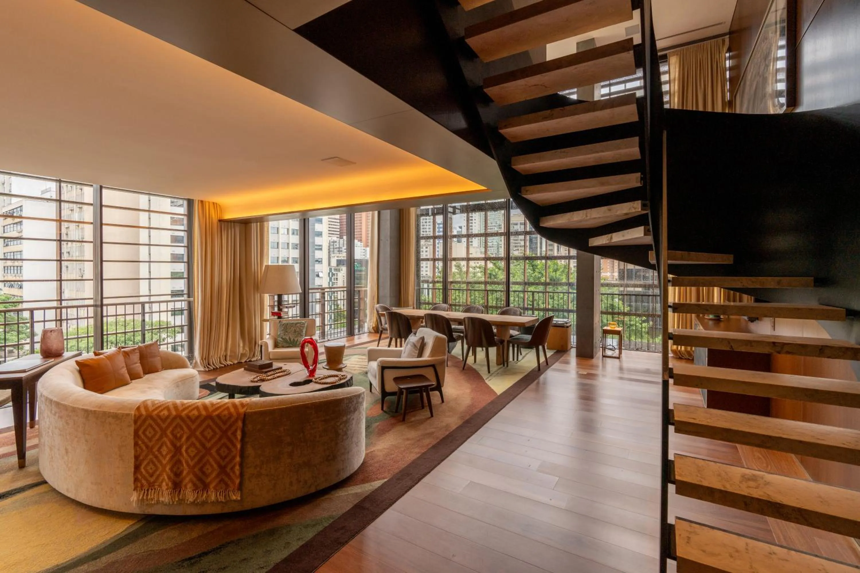 Living room in Rosewood São Paulo